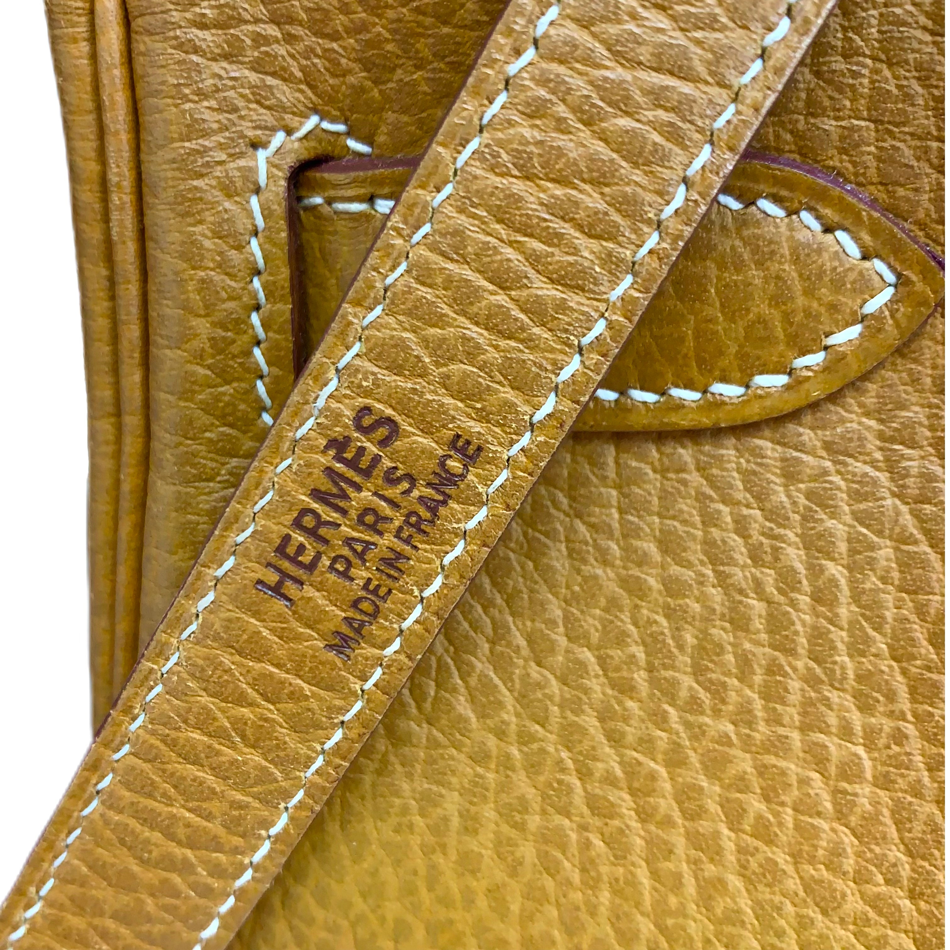 HERMÈS Kelly 28 Epsom GHW Tabac Camel Square B Stamp