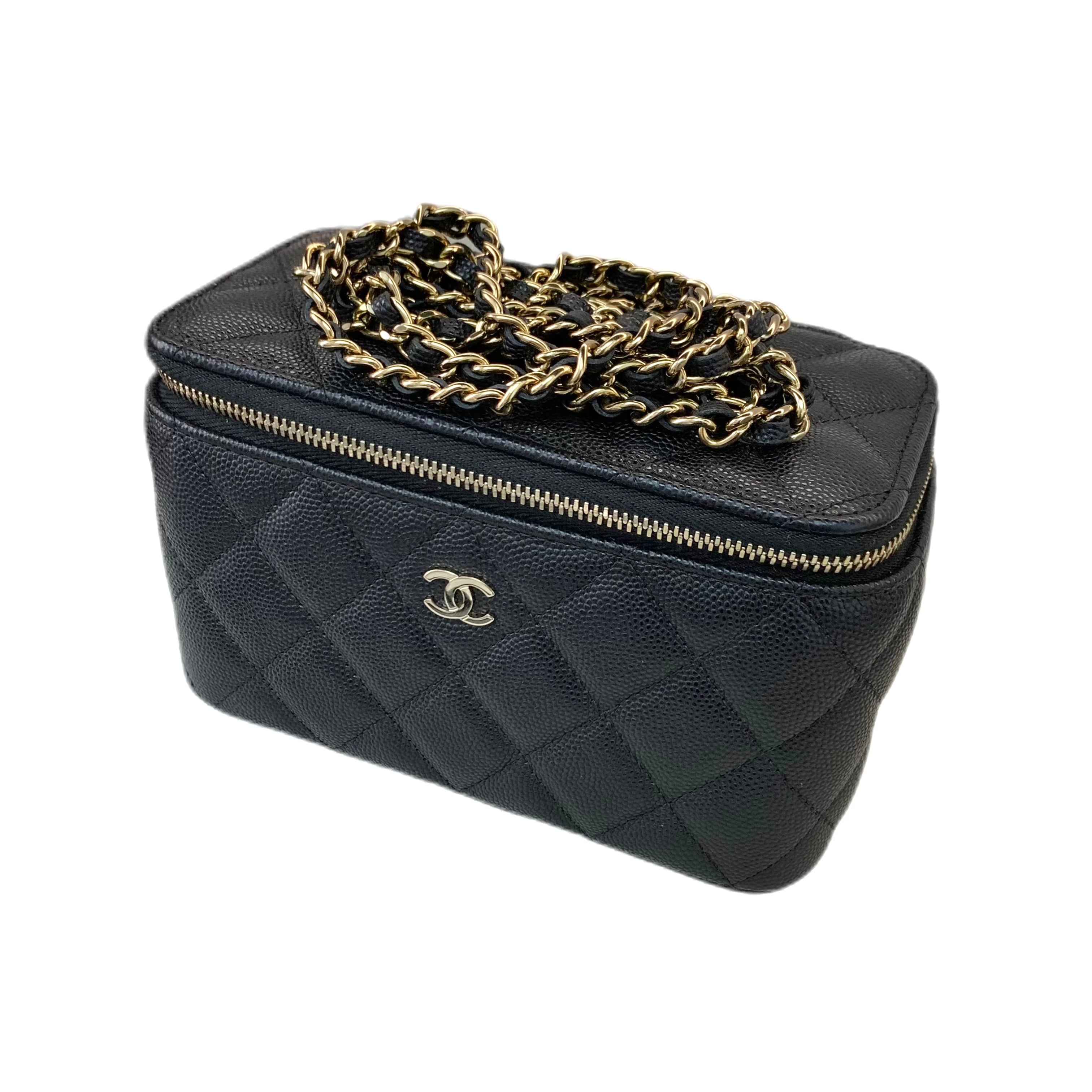 CHANEL VANITY CASE WITH CHAIN GHW (Black)