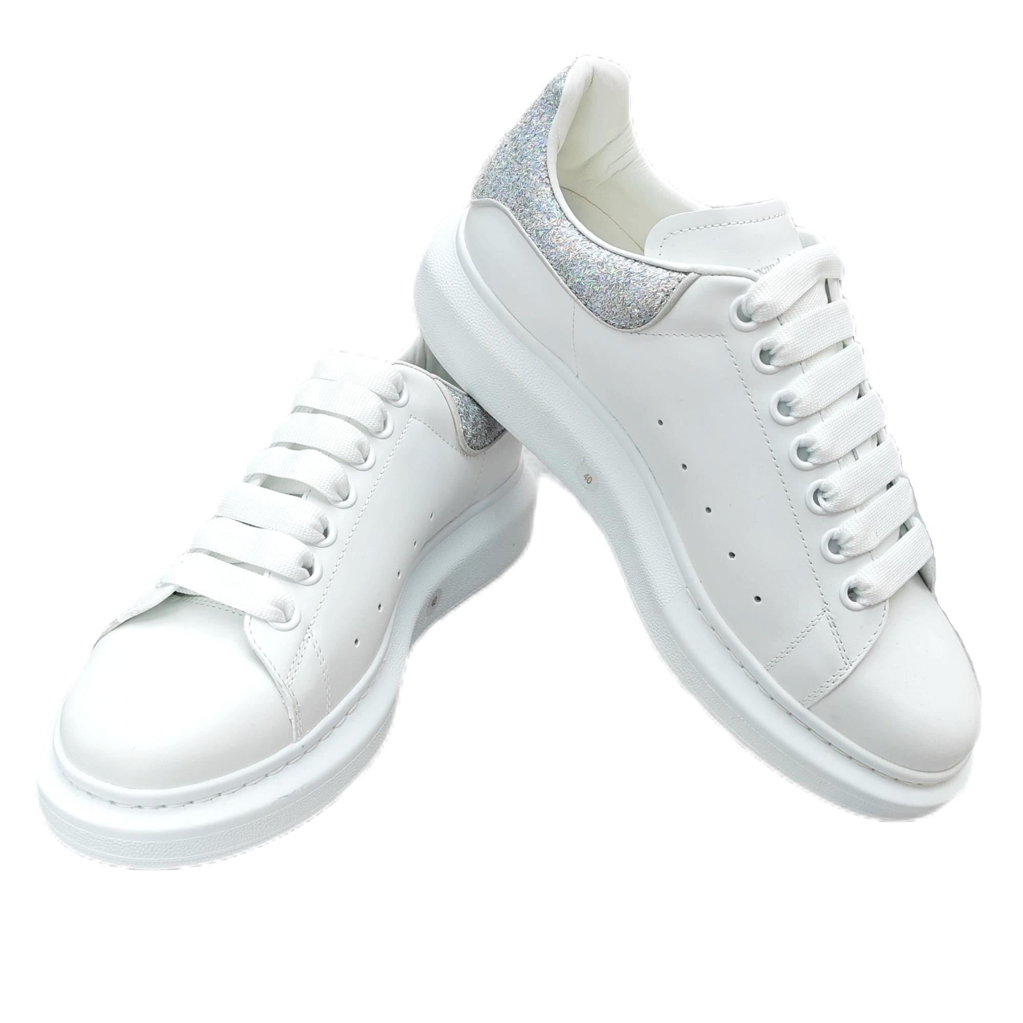 Alexander McQueen Men's Oversized Sneaker White/Silver 40