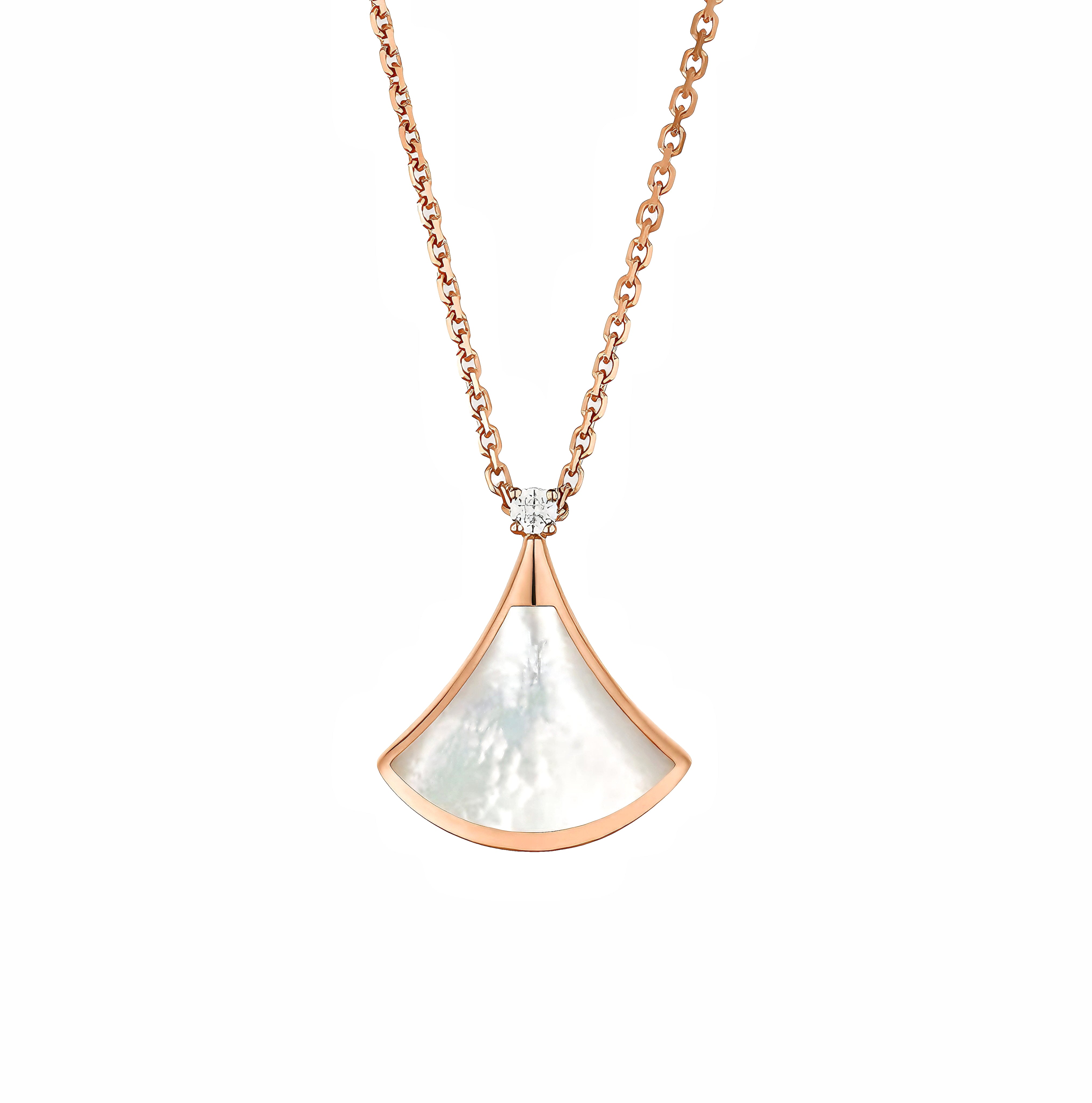 Bvlgari Divas’ Dream Rose Gold Necklace (White) pendant set with 0.03 ct diamond/mother-of-pearl