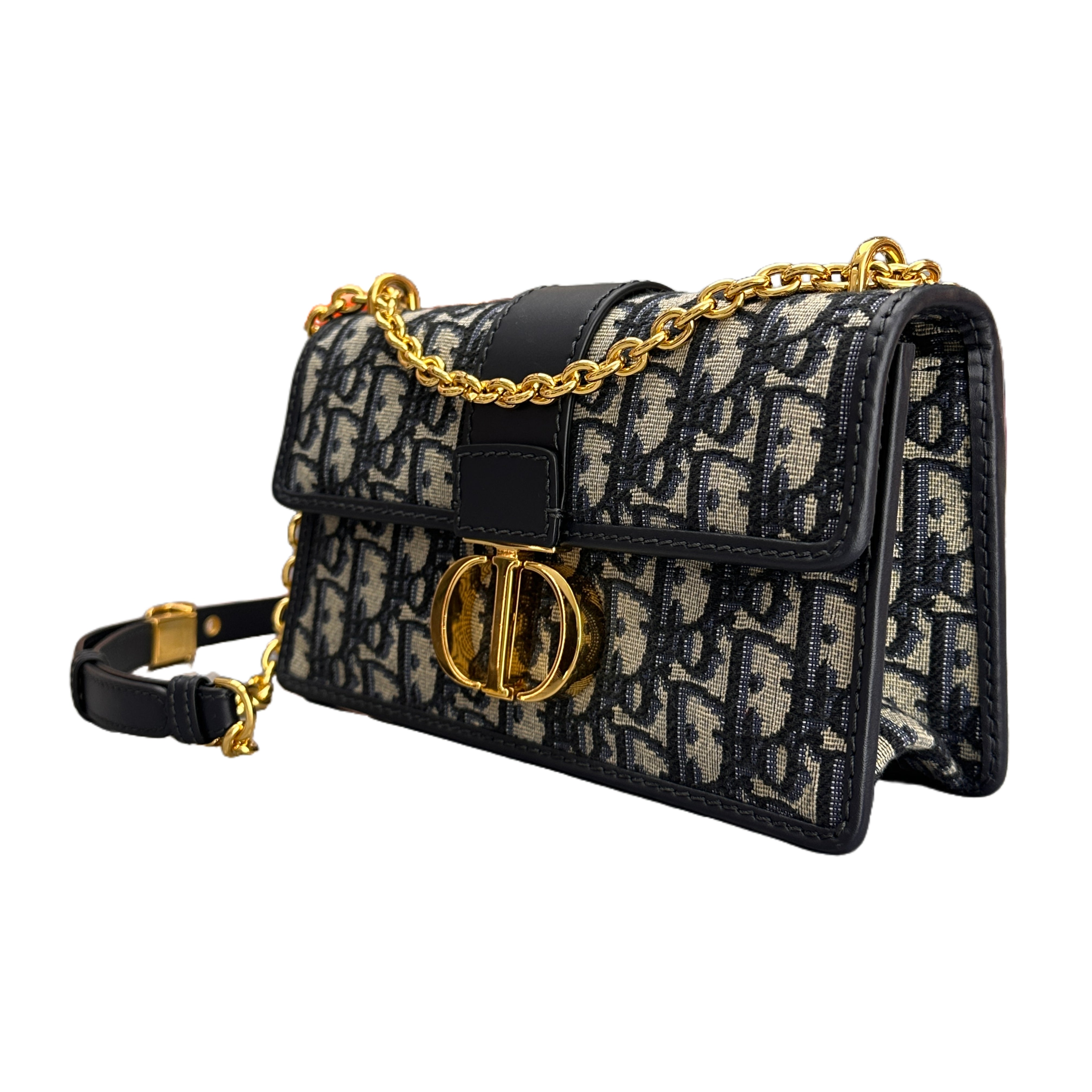 CHRISTIAN DIOR 30 Montaigne East-West Bag with Chain （Blue Dior Oblique Jacquard）