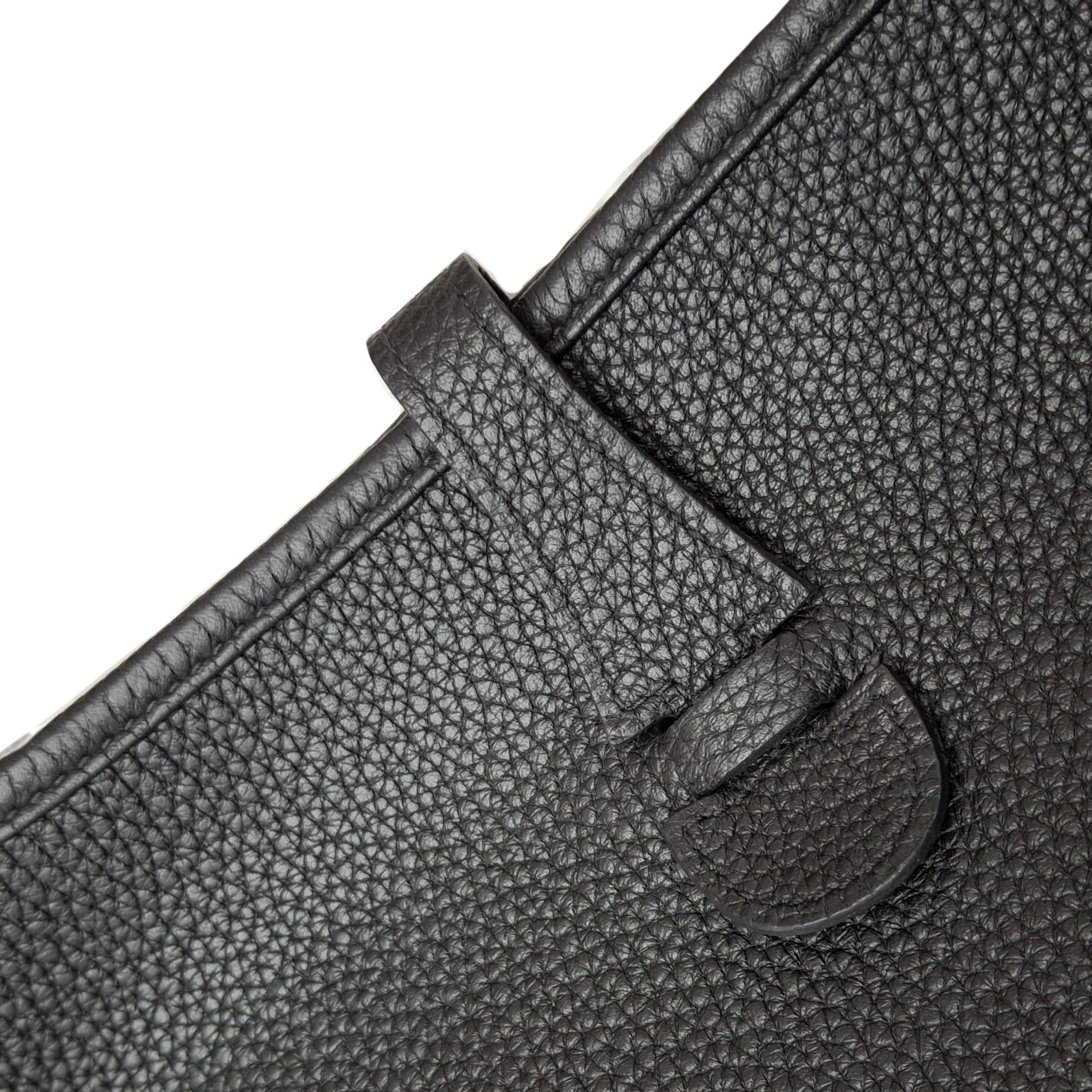 HERMÈS EVELYNE 29 Buckle (Black) Y Stamp