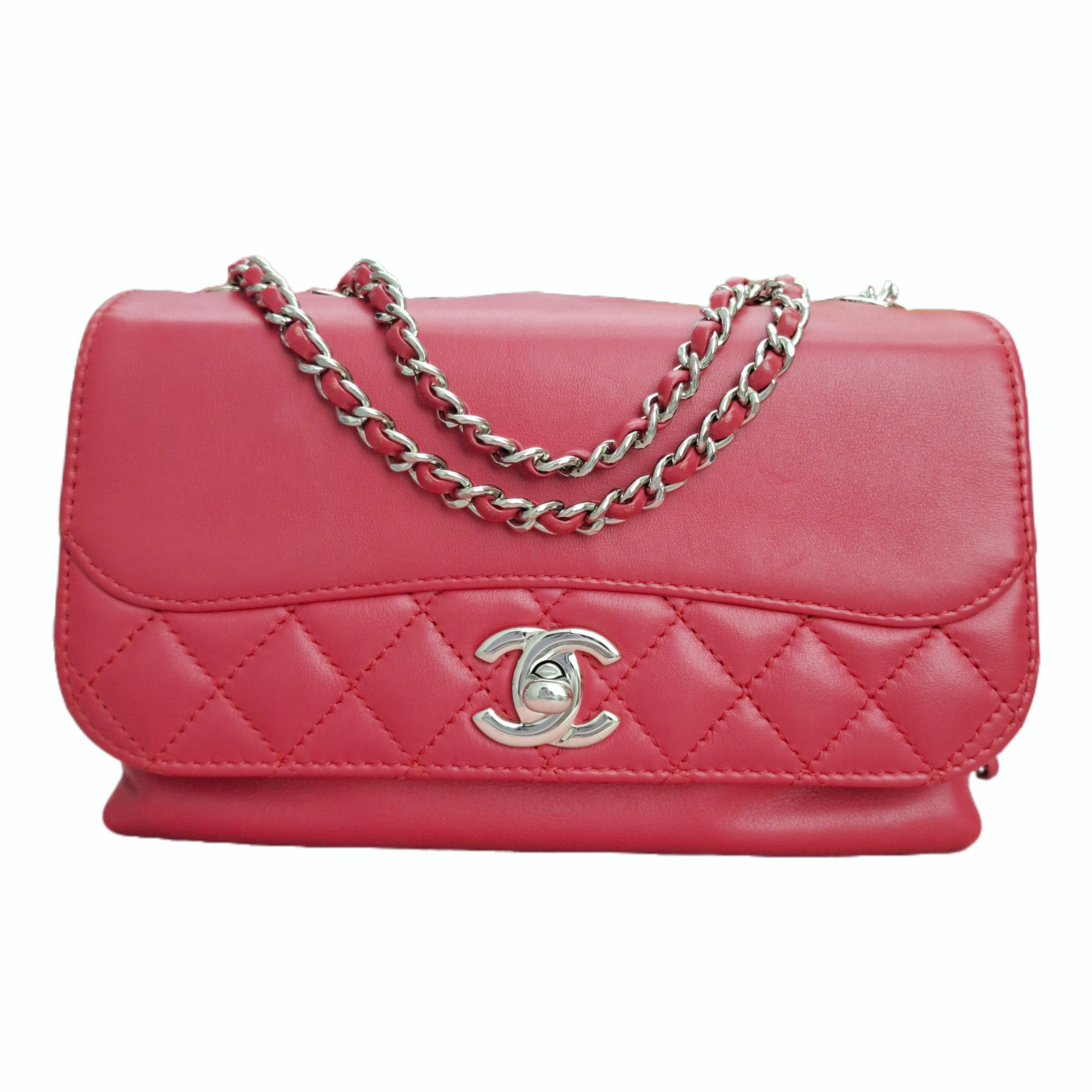 CHANEL handbag