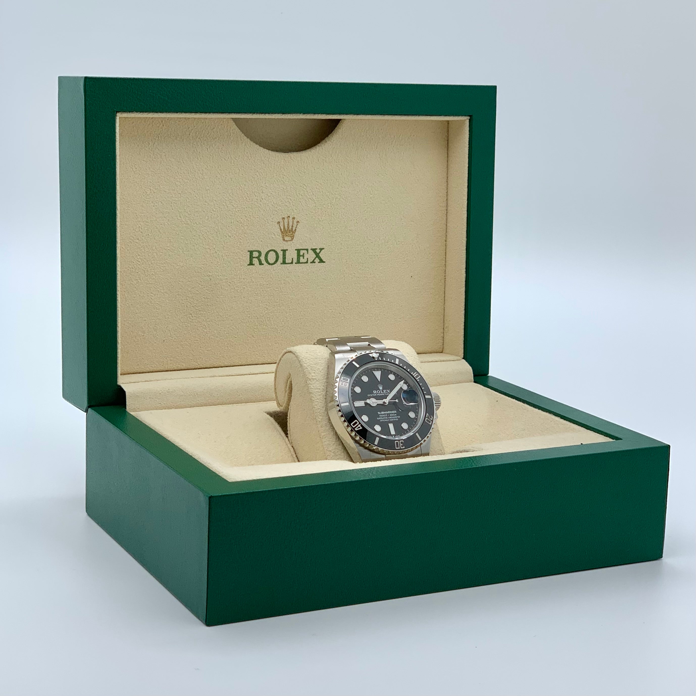 Rolex 126610 Submariner Date 41 with Oystersteel, Black ceramic and black dial, Oyster Bracelet