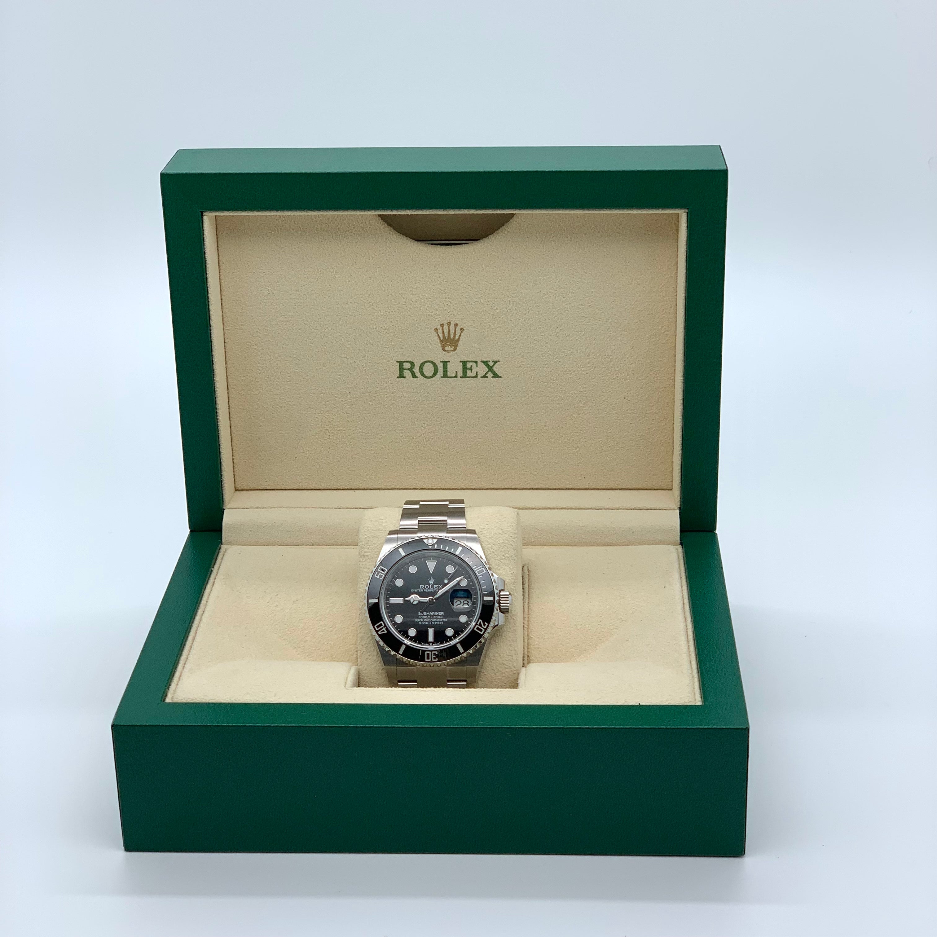 Rolex 126610 Submariner Date 41 with Oystersteel, Black ceramic and black dial, Oyster Bracelet