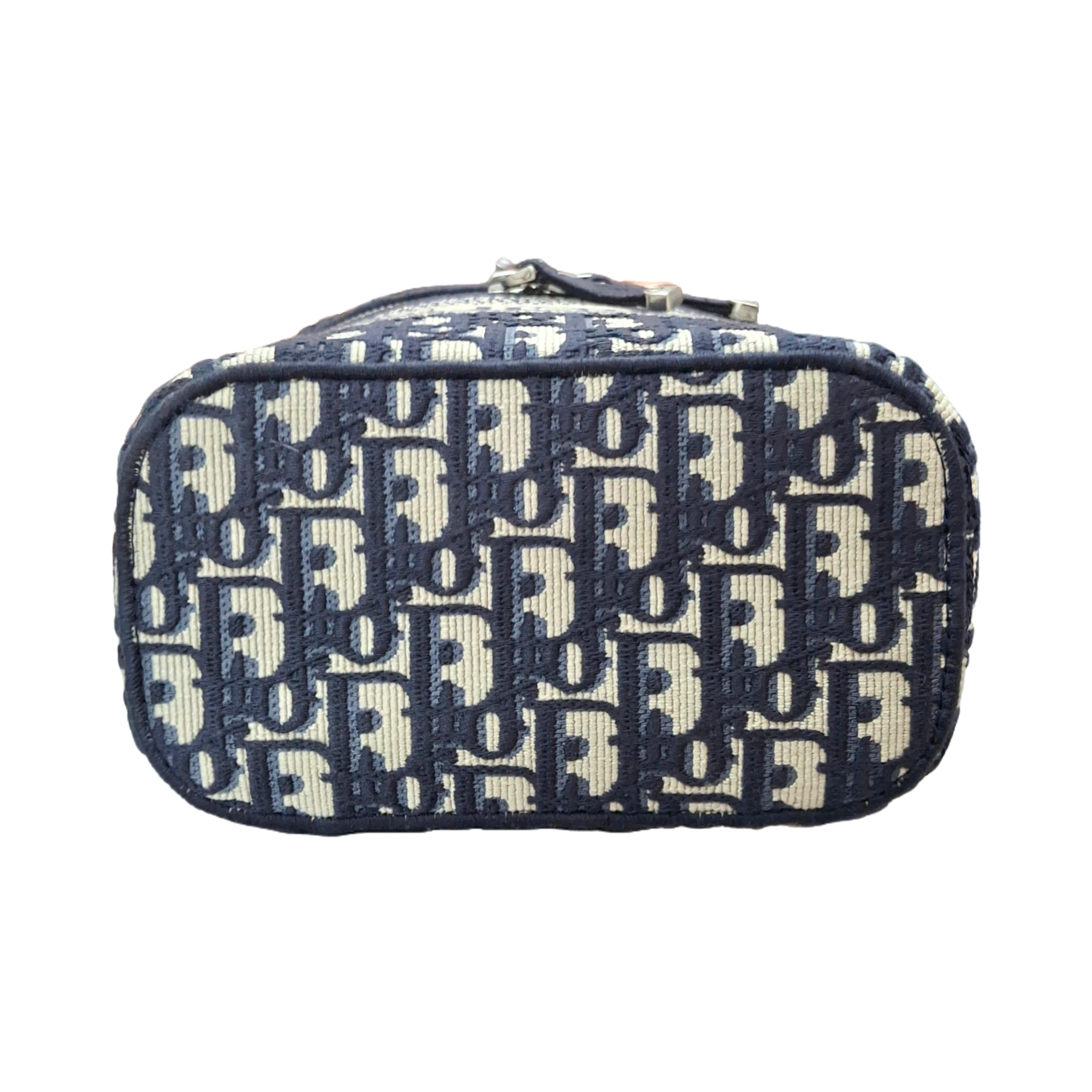 CHRISTIAN DIOR Small DiorTravel Vanity Case with shoulder strap (Blue Dior Oblique Embroidery)