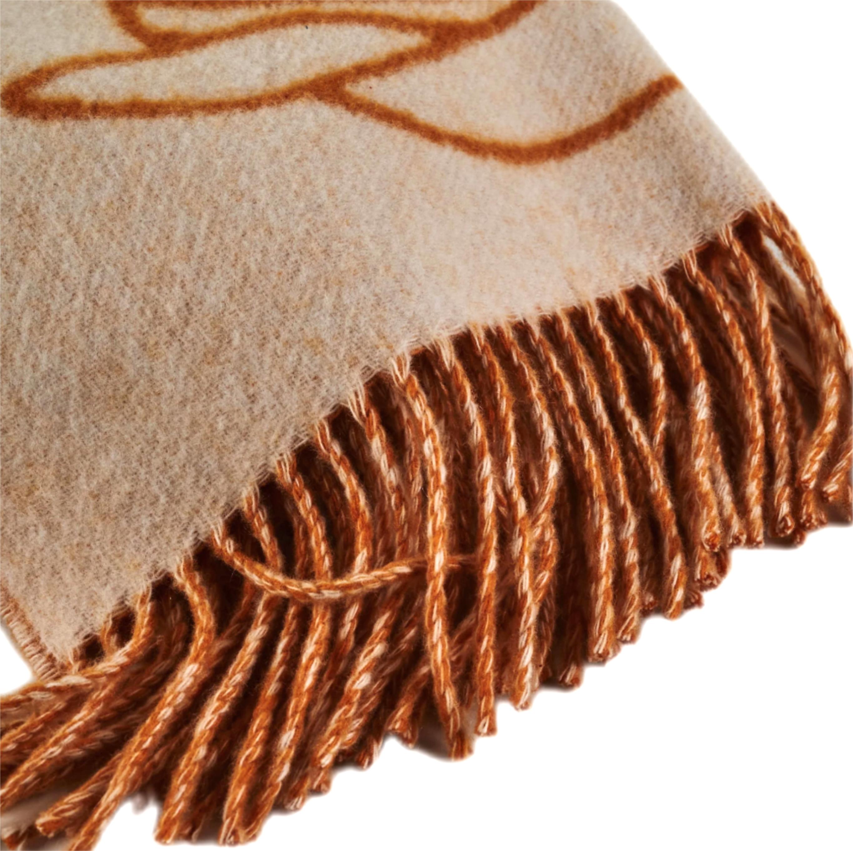 HERMÈS Casaque Entrelacs Equestres Muffler (Beige/Orange)