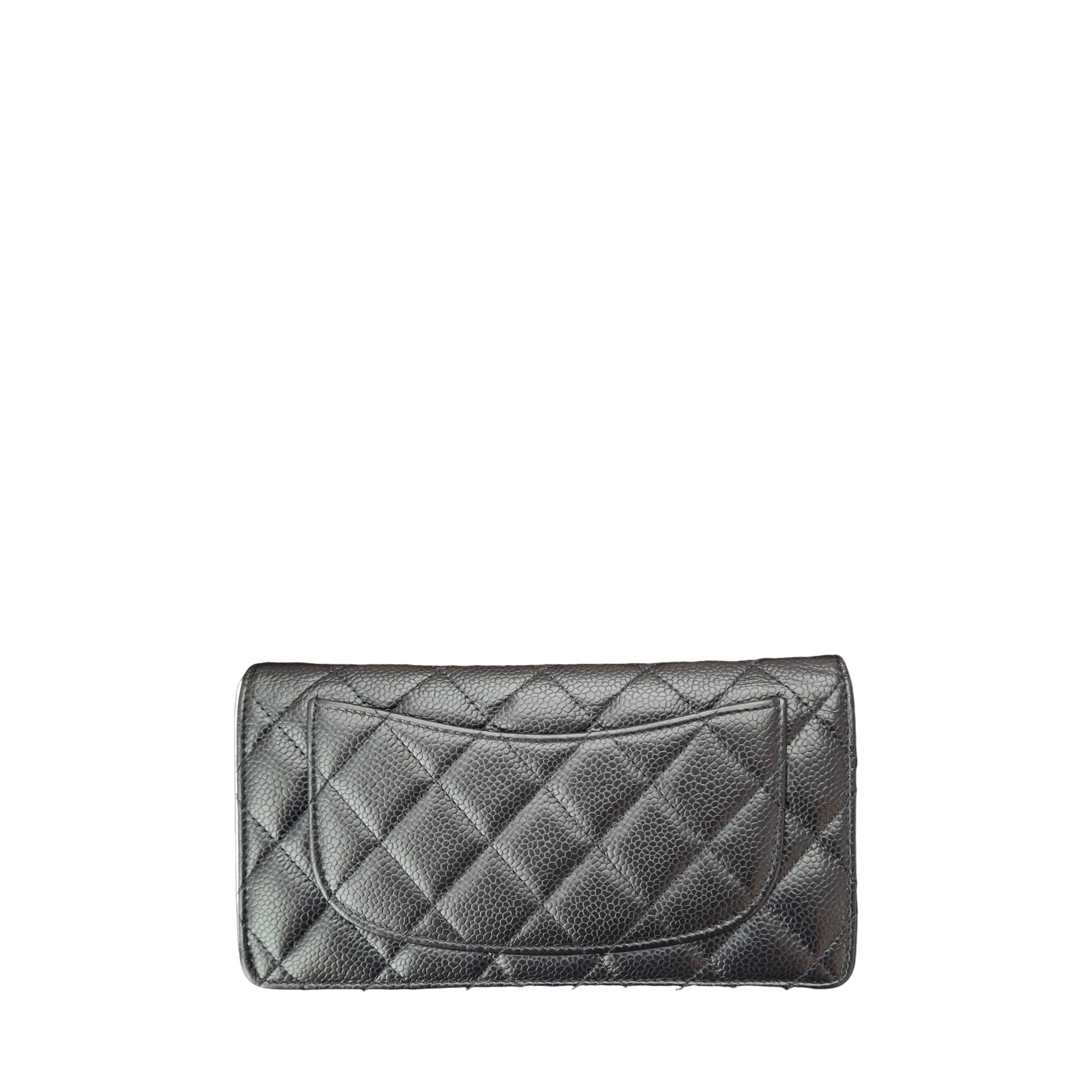 Chanel Caviar skin ZIP wallet (Black)