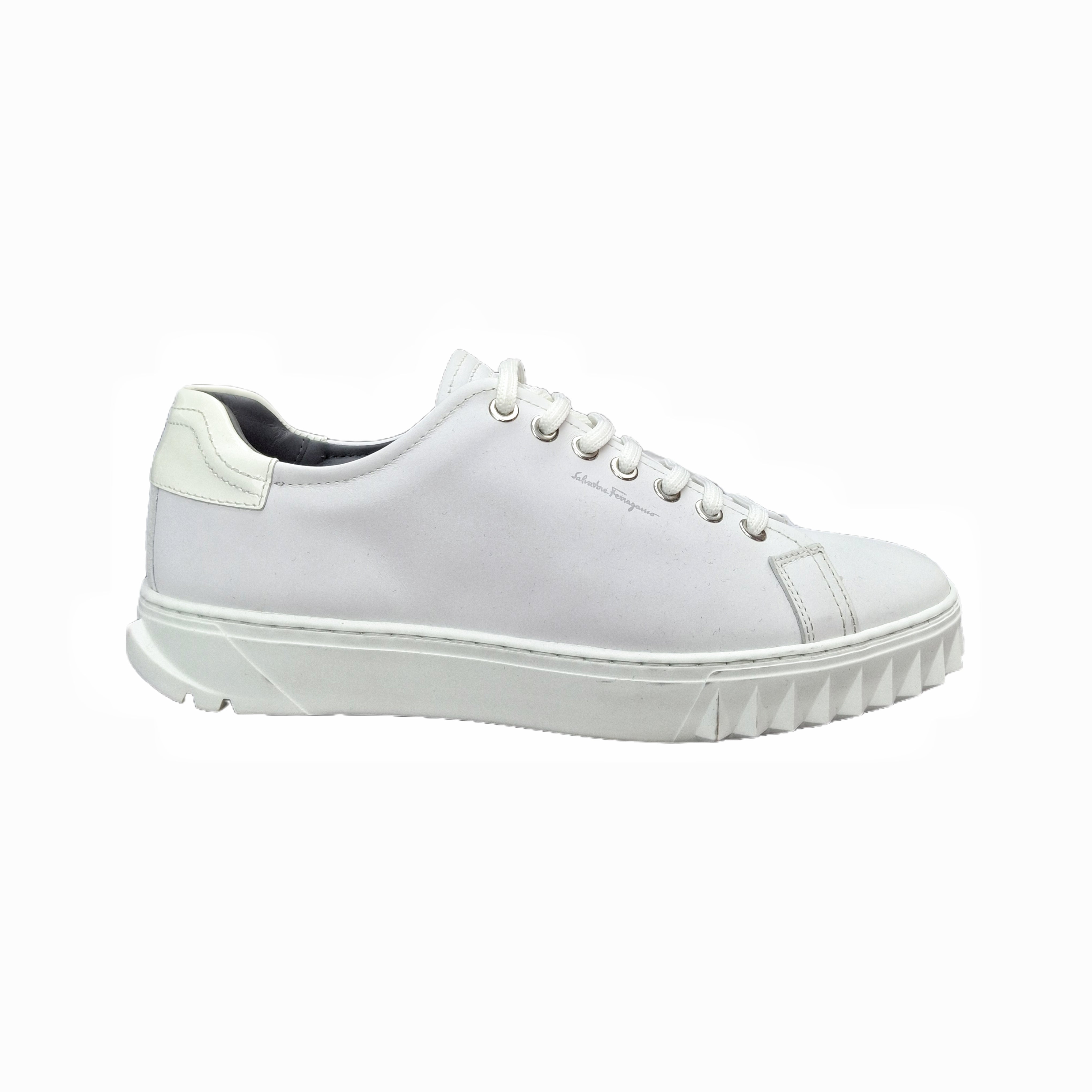 SALVARORE FERRAGAMO Low Cut Sneaker (White) 35.5