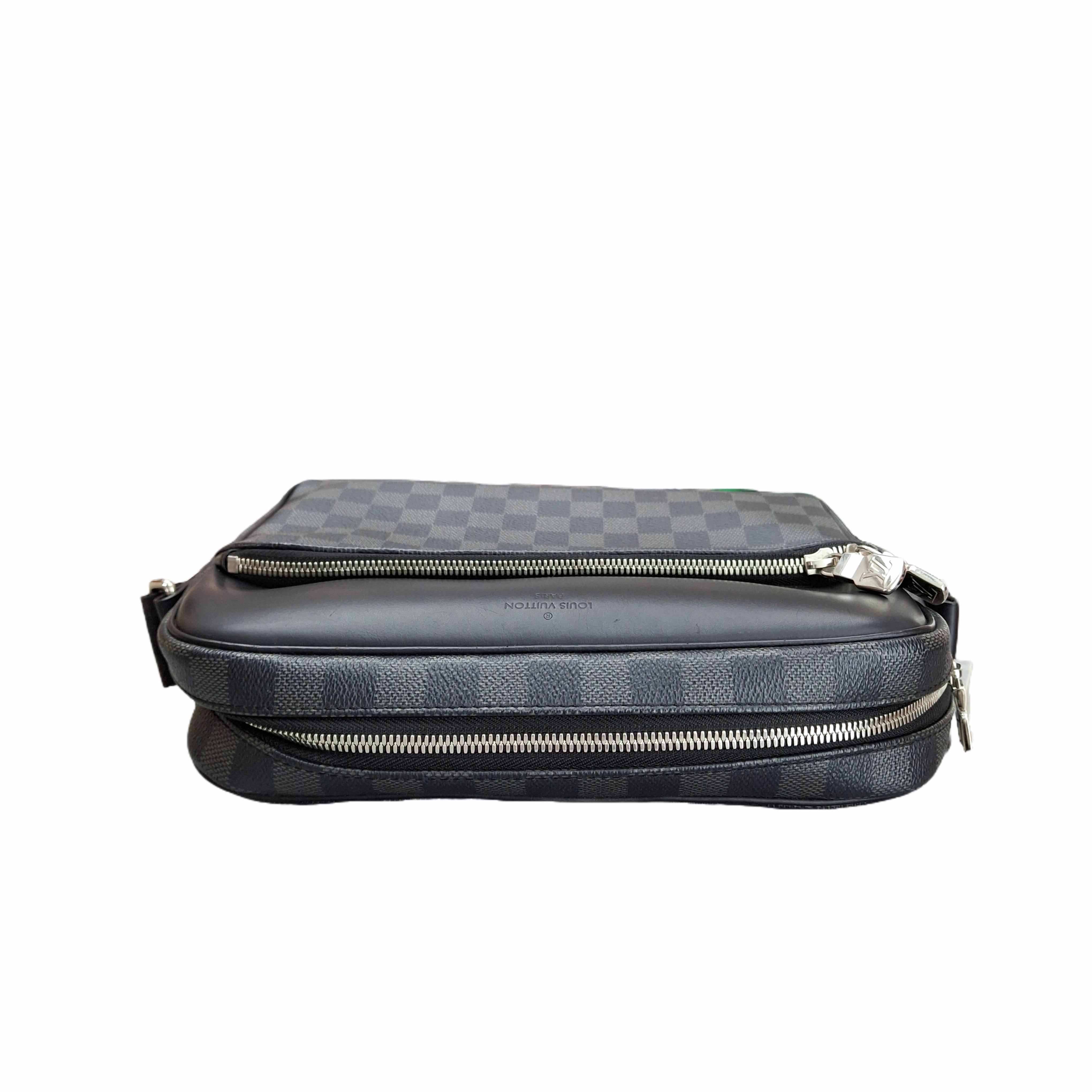 Louis Vuitton Dayton PM Shoulder Bag Damier Graphite (Black)