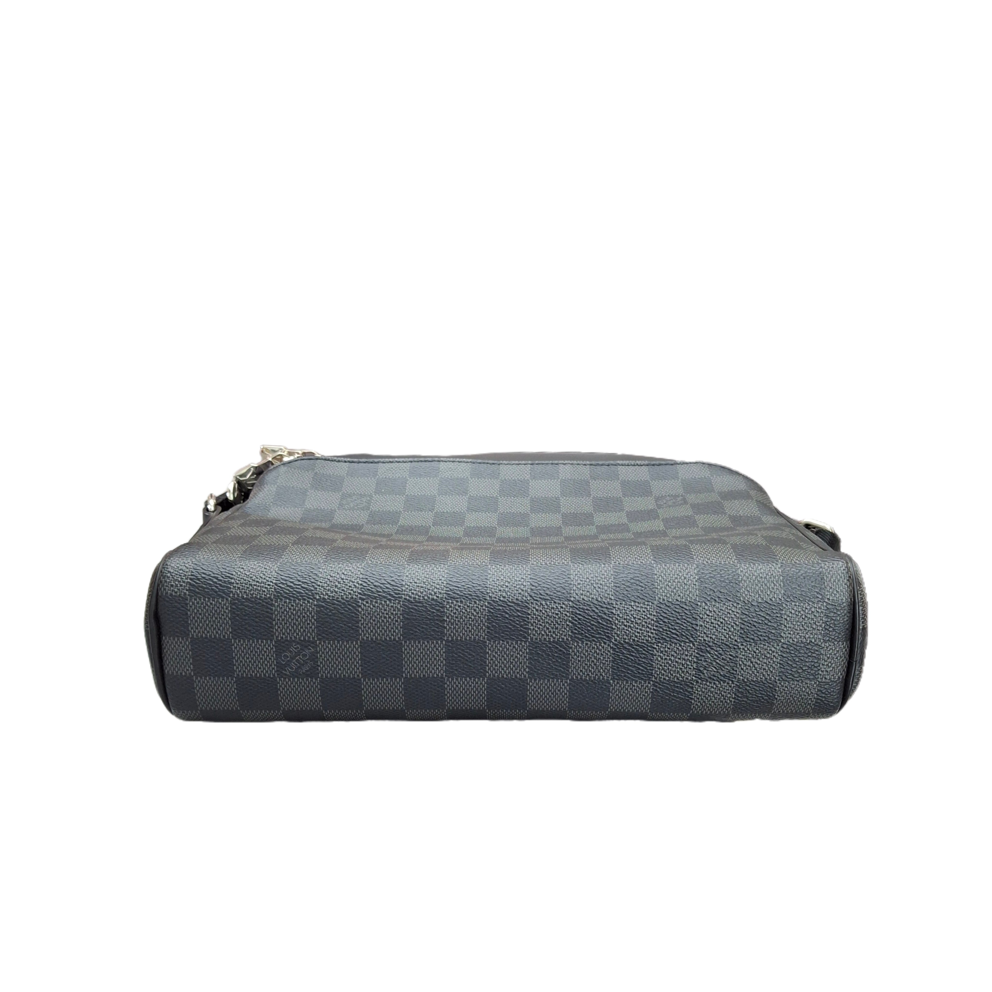 Louis Vuitton Dayton PM Shoulder Bag Damier Graphite (Black)