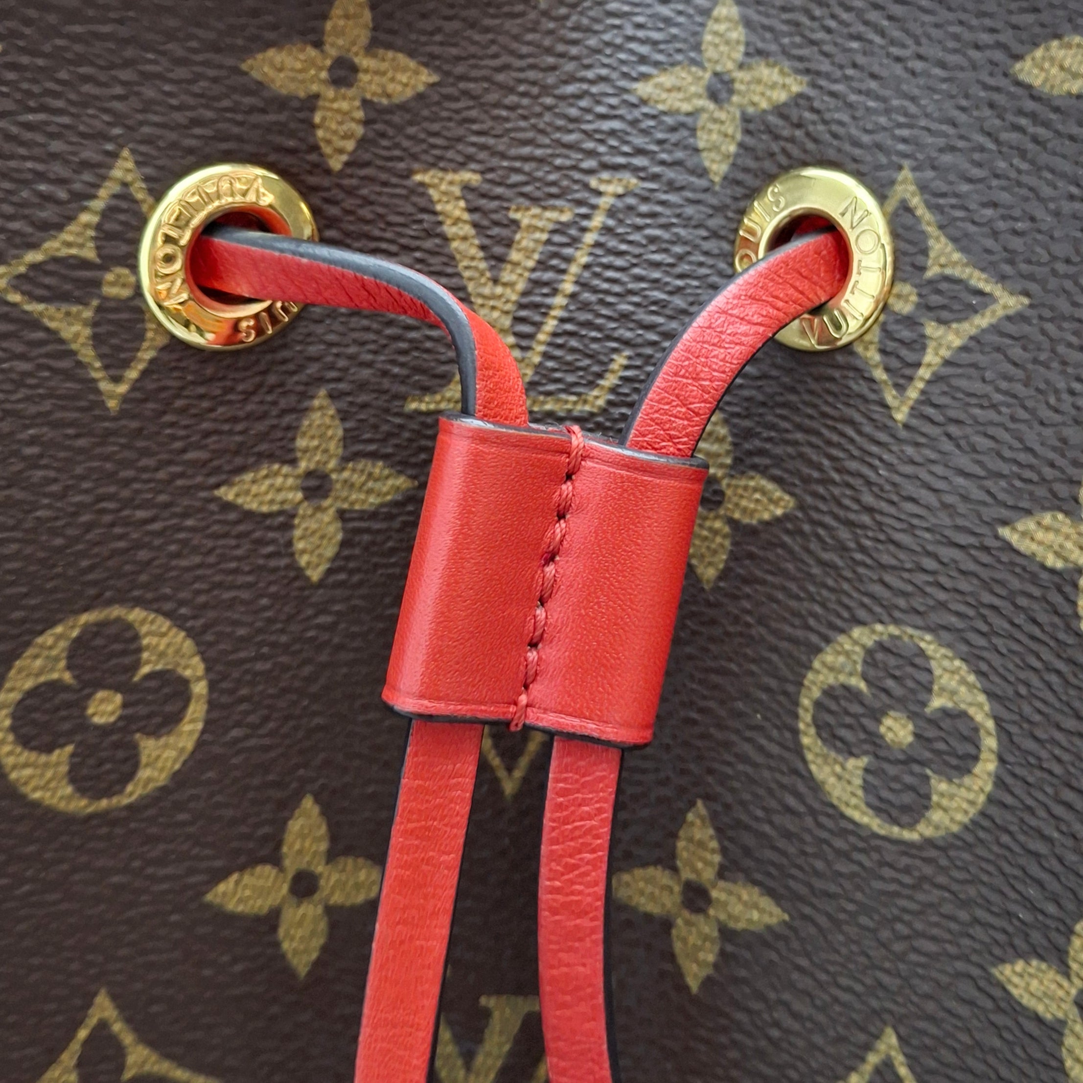 LOUIS VUITTON NéoNoé (Coquelicot Red)