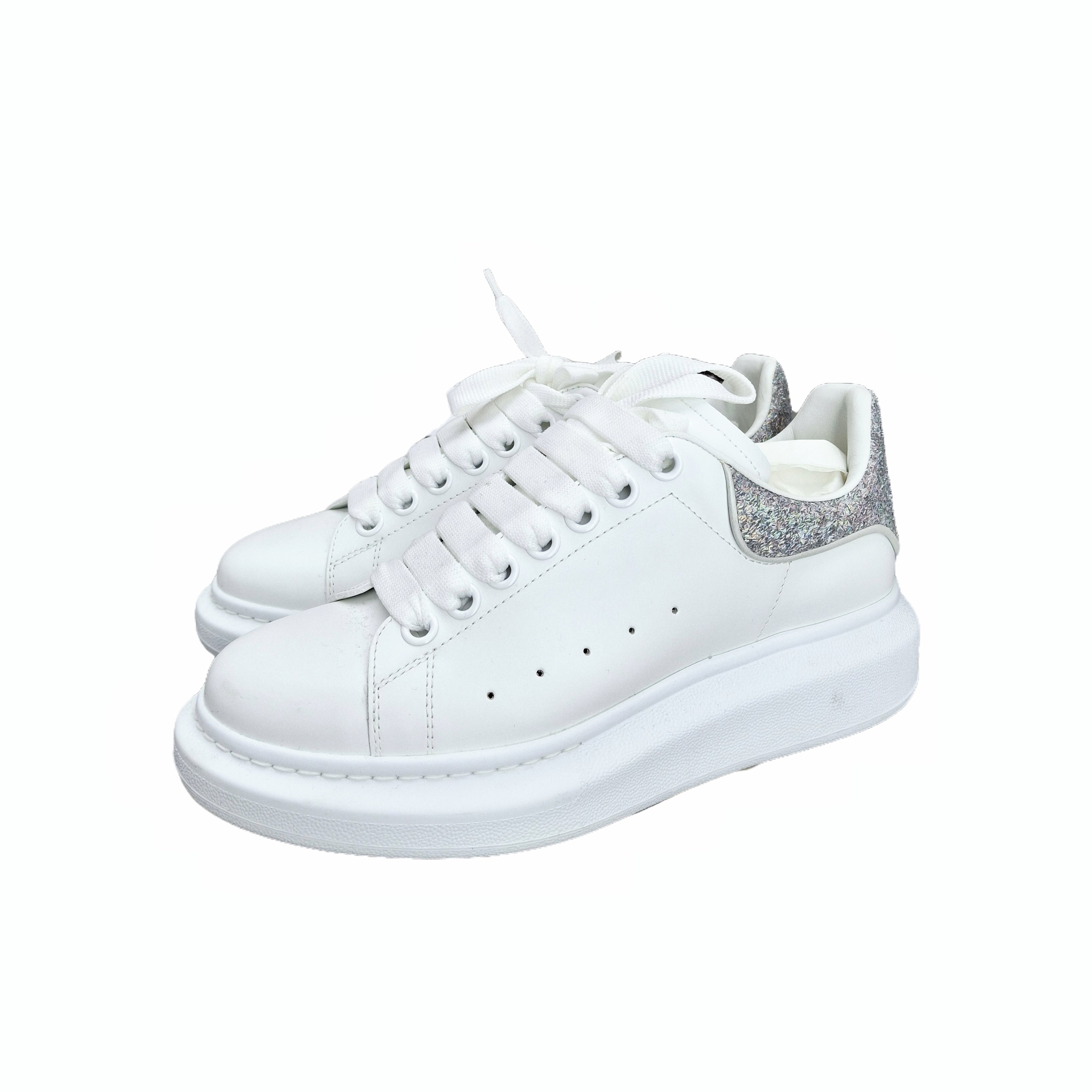 Alexander McQueen Oversized Sneaker White/Silver 38.5