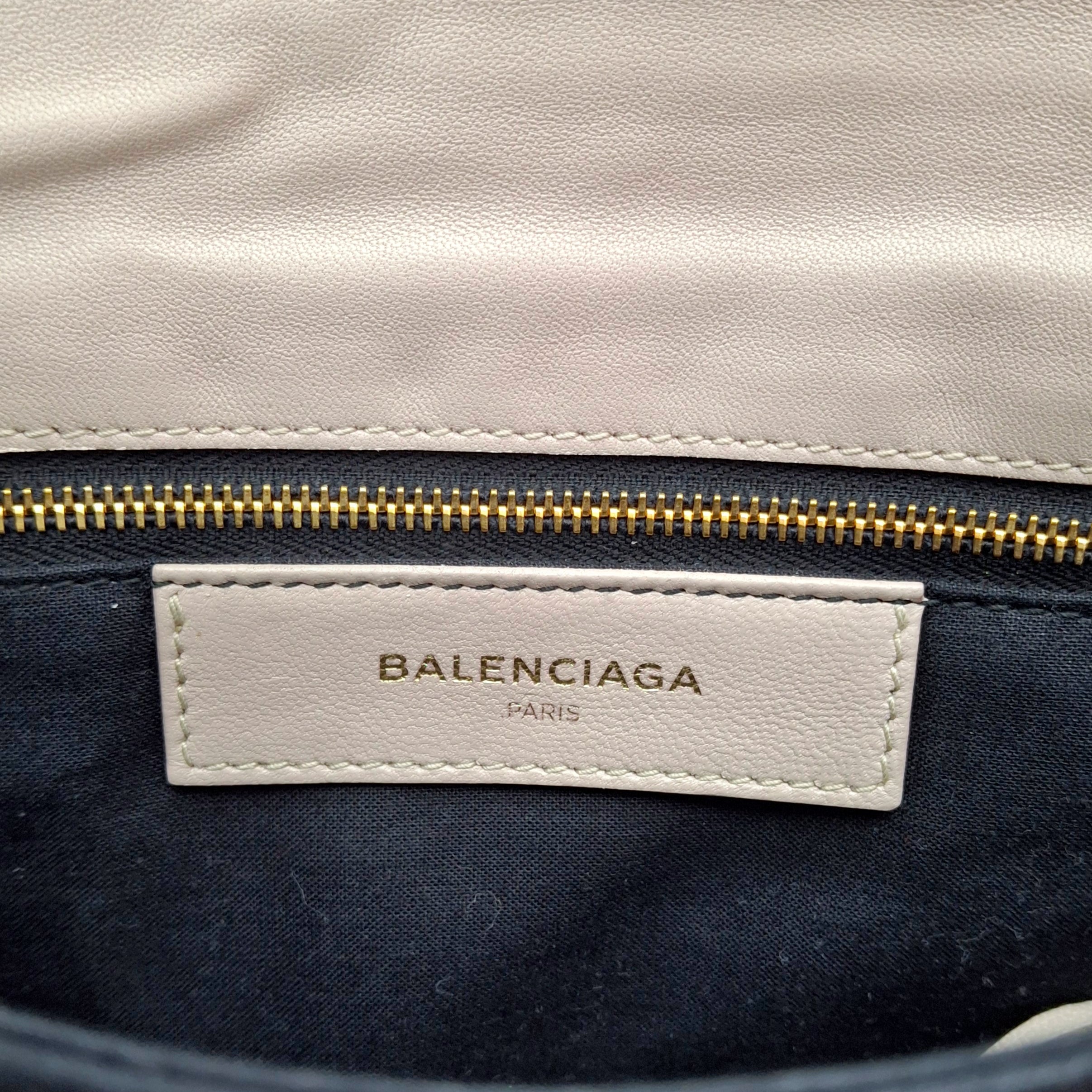 BALENCIAGA