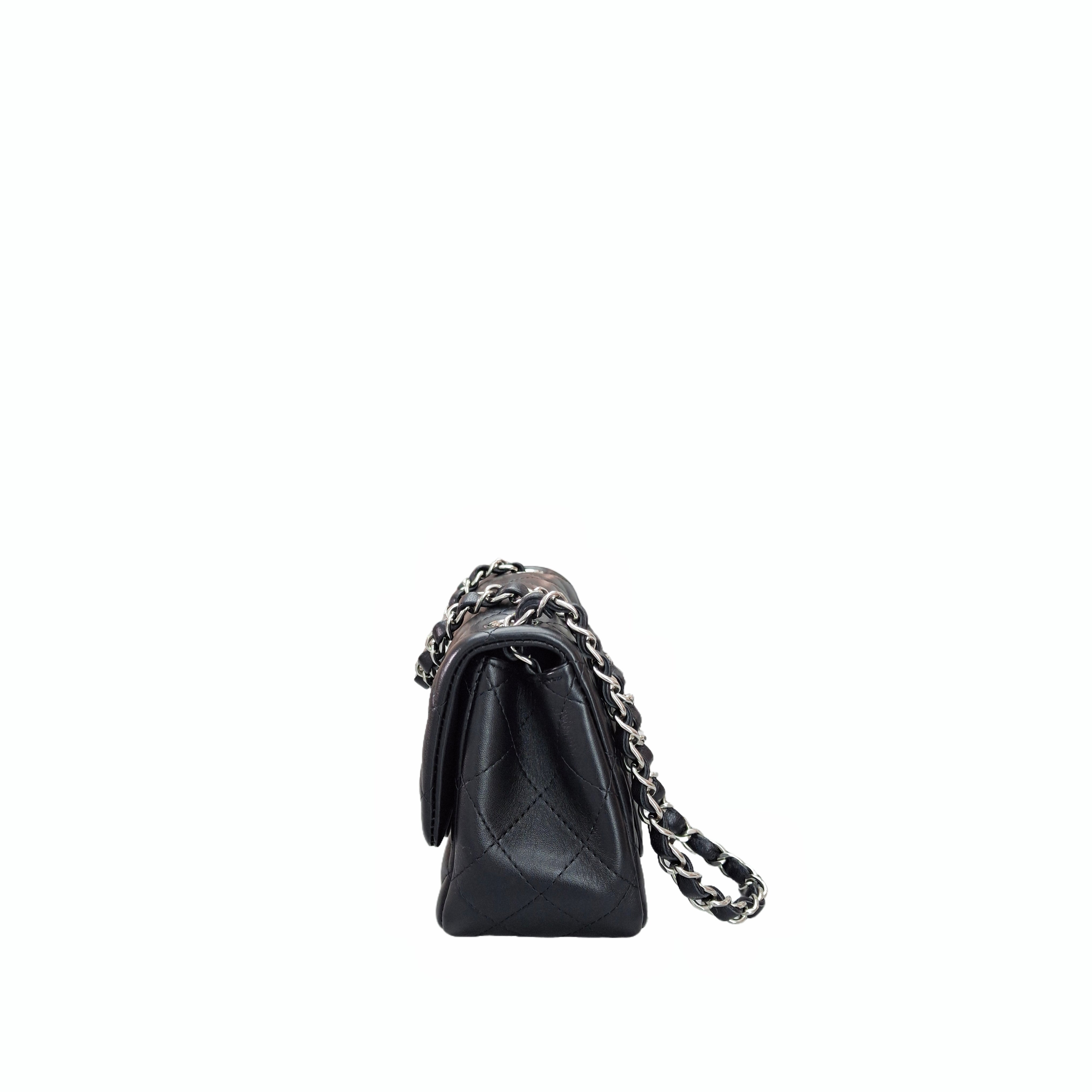 CHANEL Mini Flap Bag in Shiny Lambskin in SHW Black