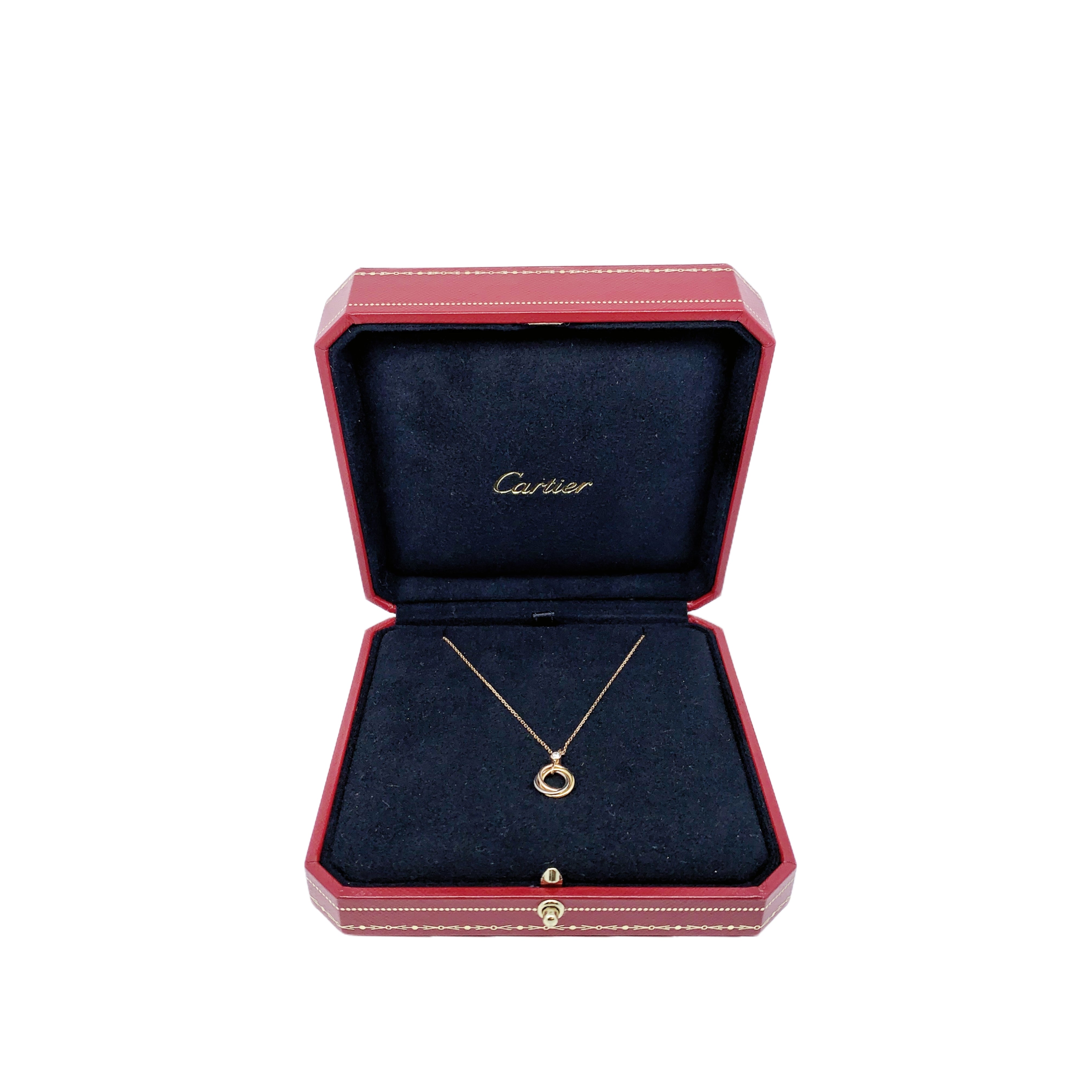 Trinity necklace White gold, yellow gold, rose gold, diamonds