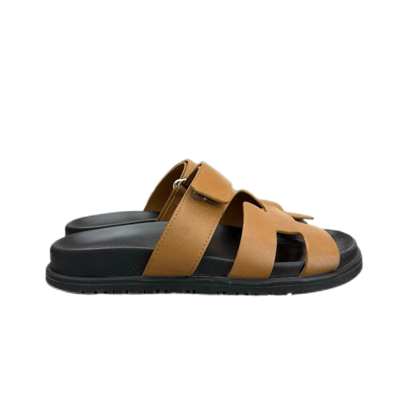 HERMÈS Chypre SANDAL calfskin and rubber (Naturel)