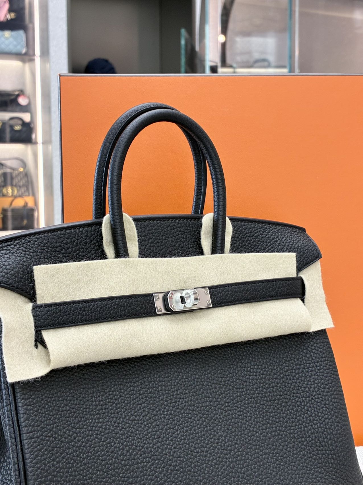 Hermès Birkin 25 bag in black Togo leather with palladium hardware