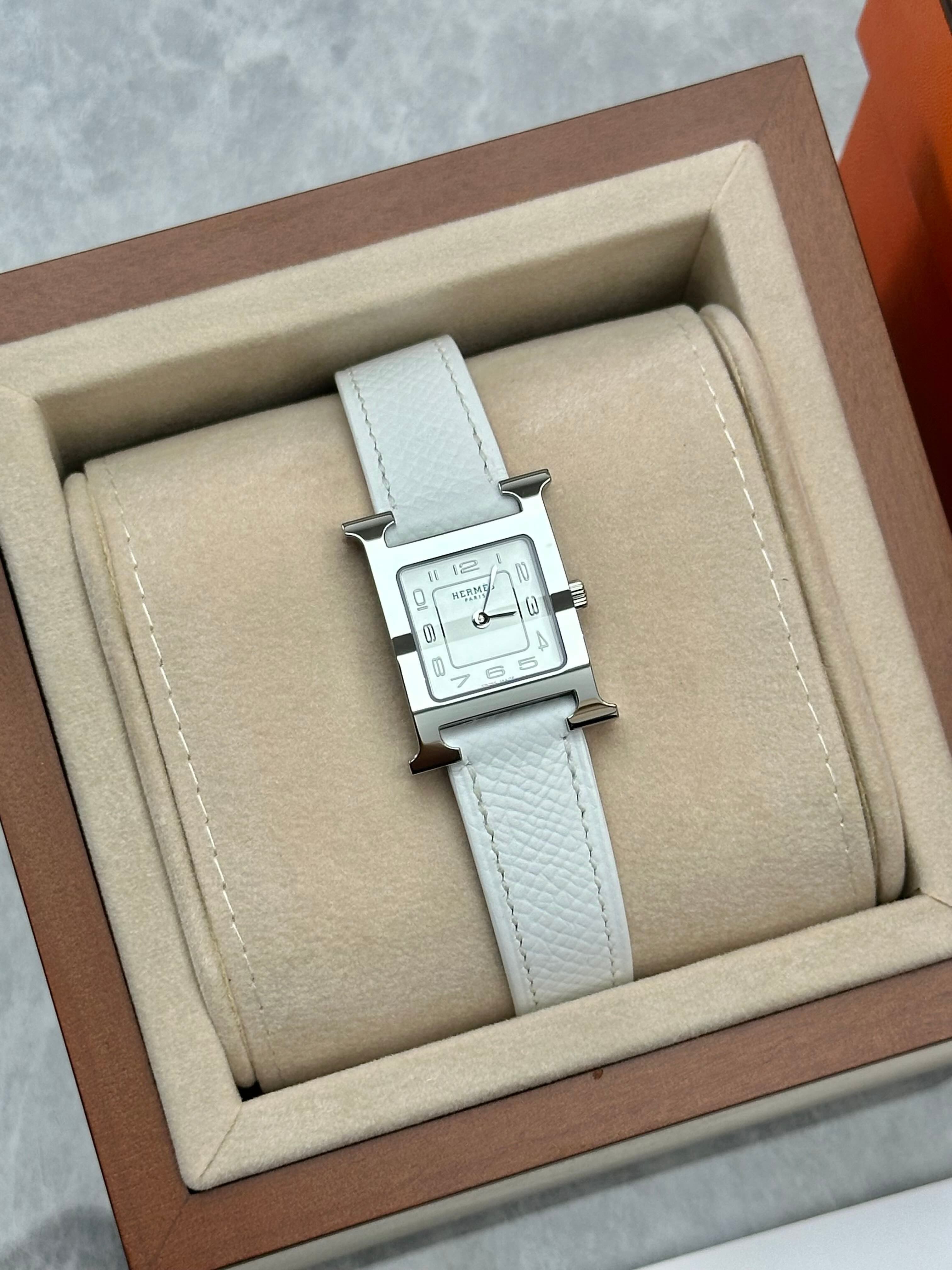 Hermès Heure H small model watch in stainless steel with a white Epsom calfskin strap