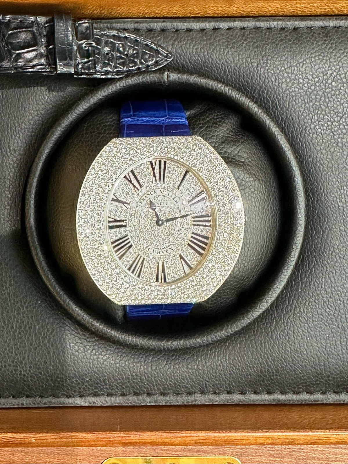 Franck Muller Curvex 3650 QZ R D5 CD white gold diamond wristwatch