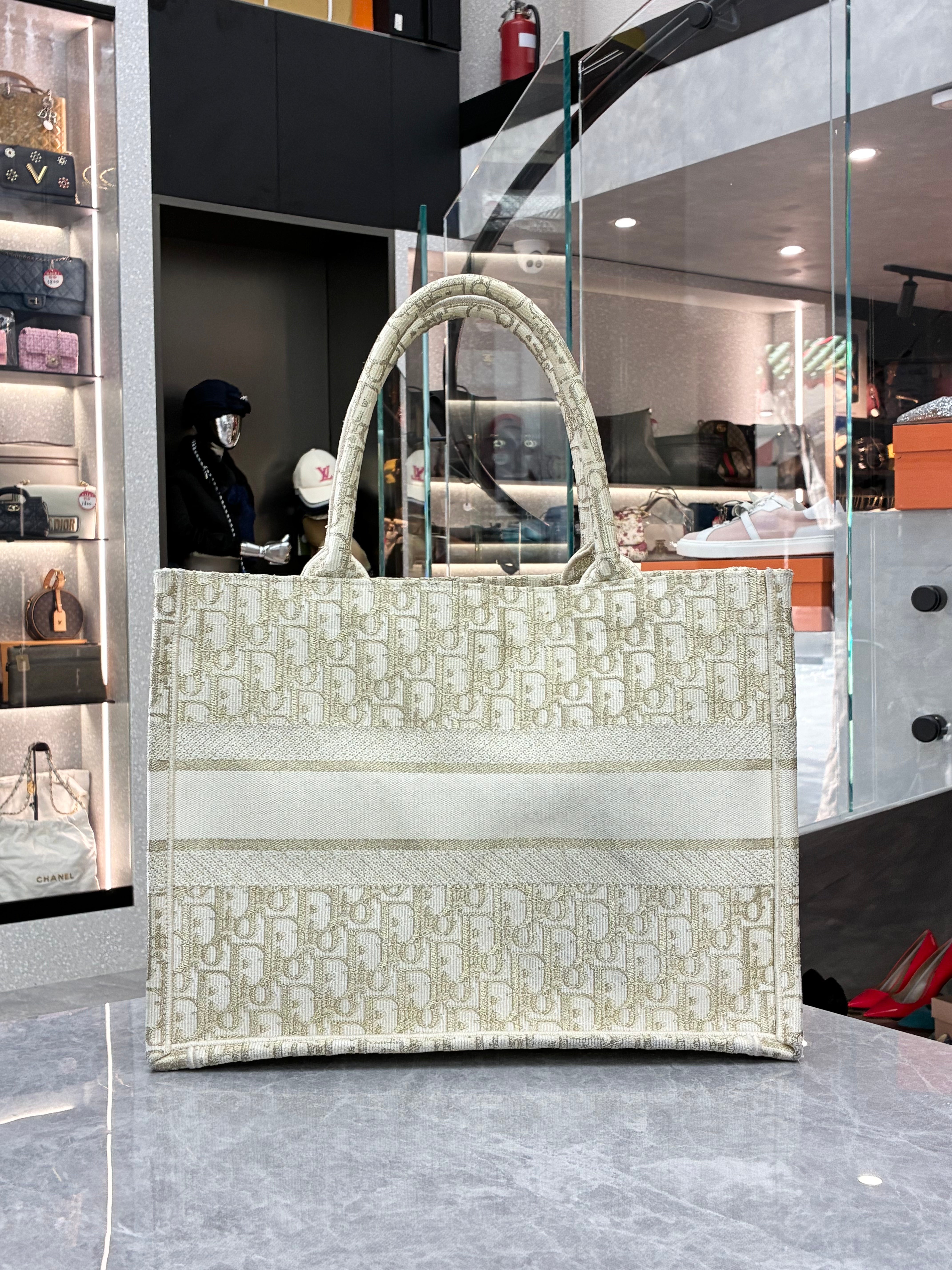 Dior Book Tote in white and gold-tone Dior Oblique embroidery