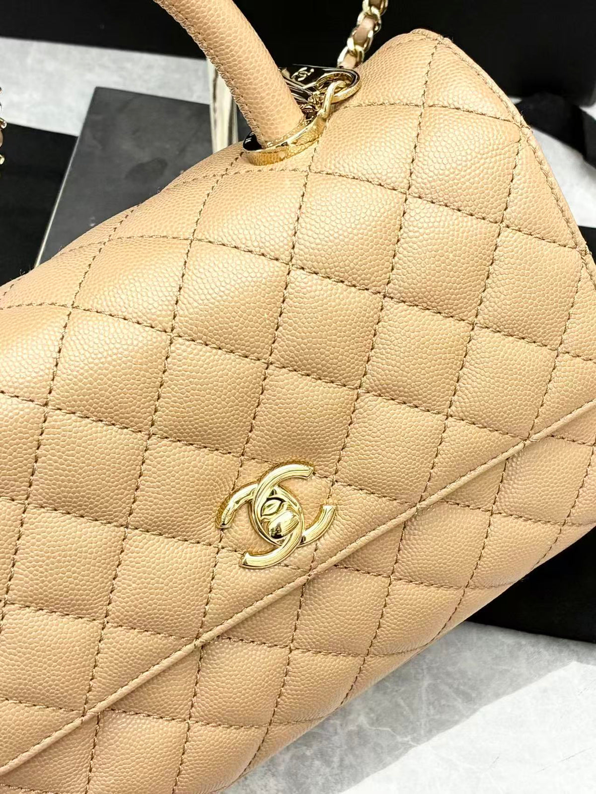 CHANEL Coco Handle Small – Milk Tea Quilted Calfskin with Gold-Tone Hardware, 23 x 6 x 14 cm, Microchip Era, 99% New