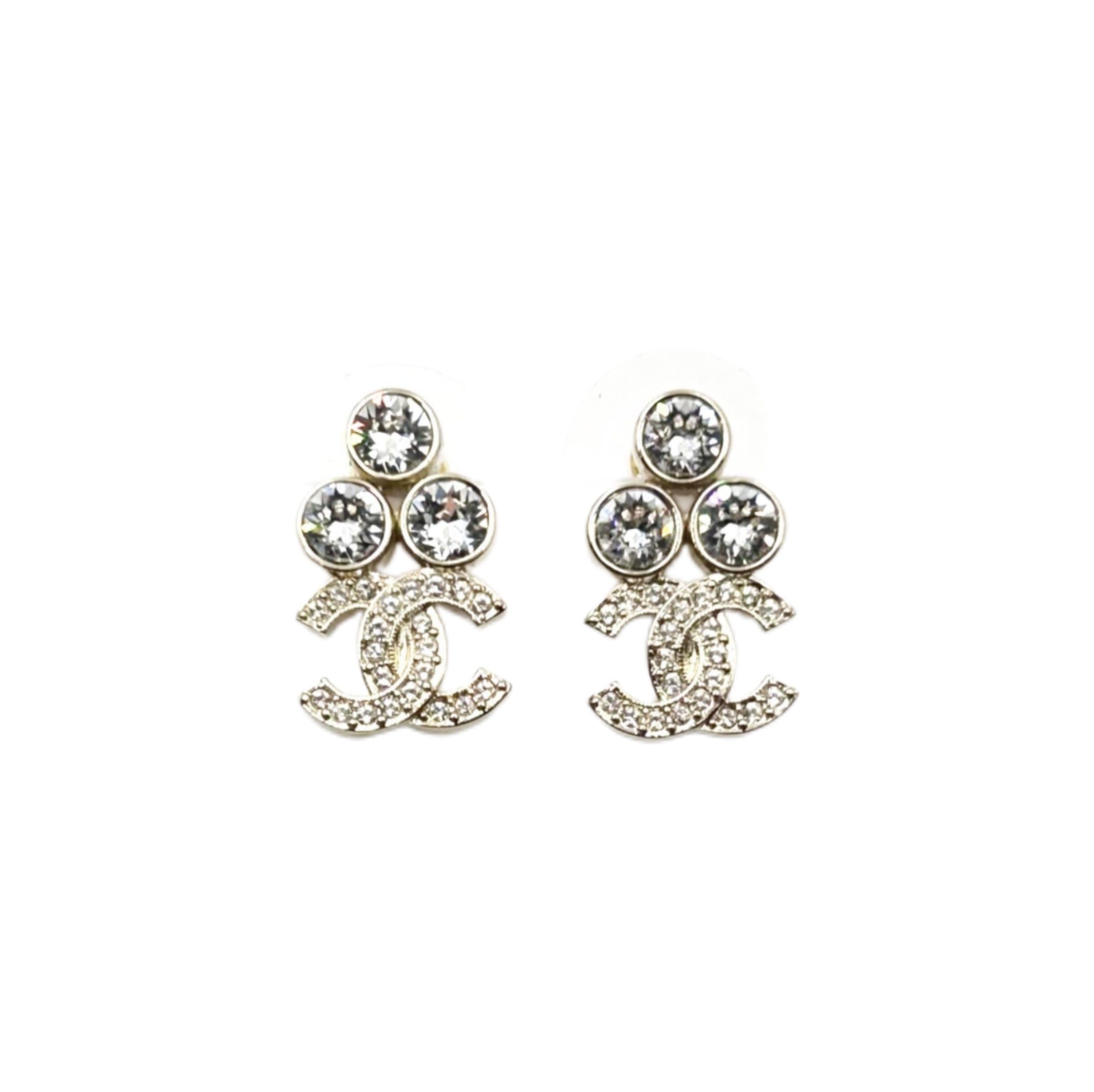 CHANEL 23 3-Round Crystal CC Small Piercing Earrings (Gold)