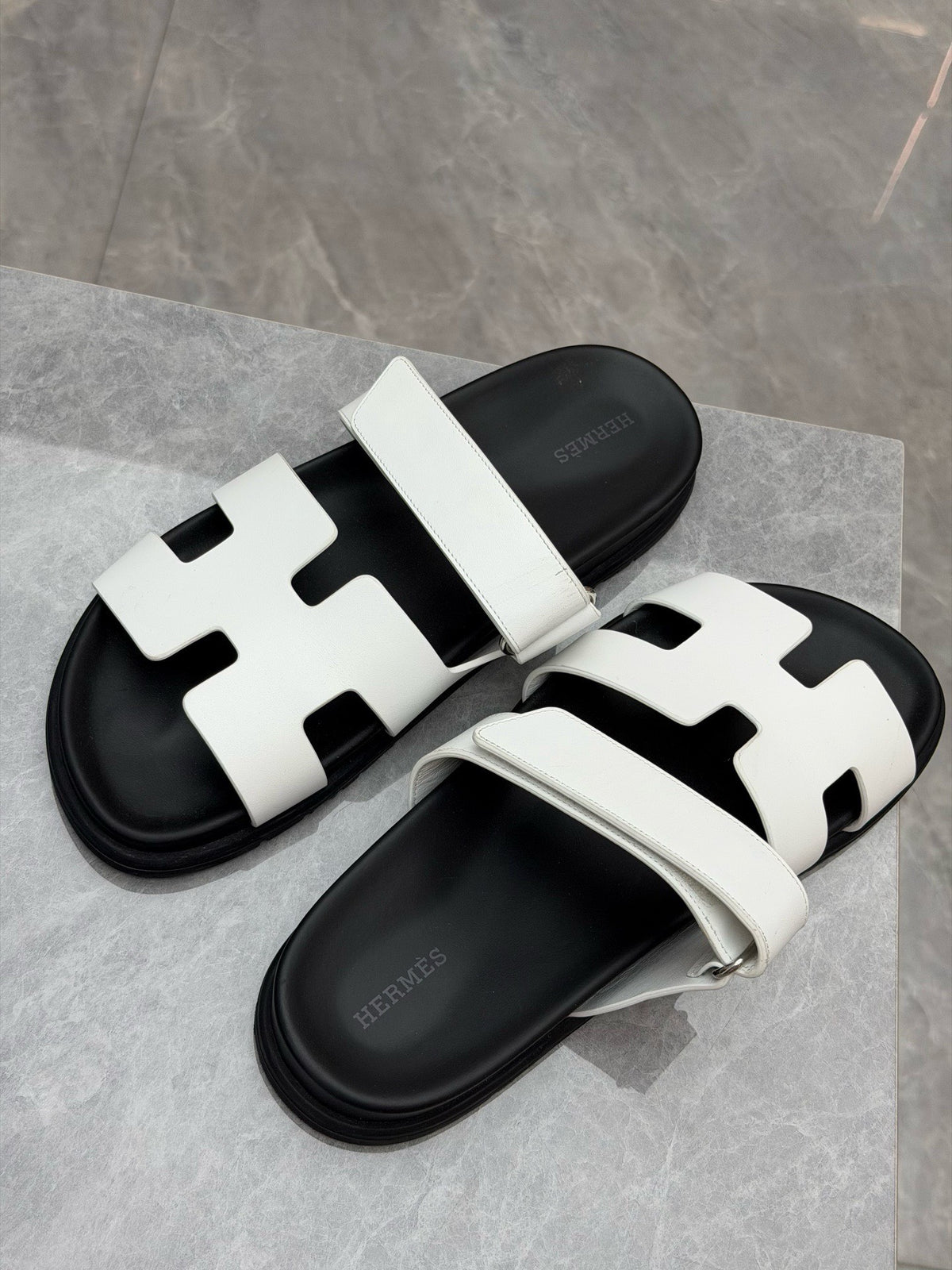 HERMÈS Chypre Sandal – Black and White Calfskin, Size 40, Good Pre-Owned