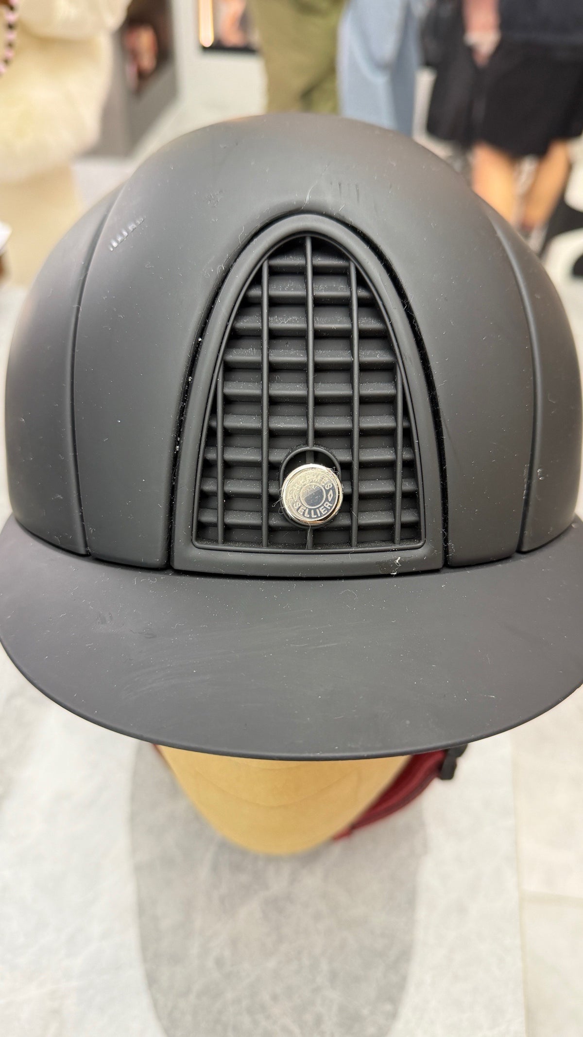 HERMÈS Riding Helmet – Matte Black Shell with Burgundy Leather Harness, Good Pre-Owned