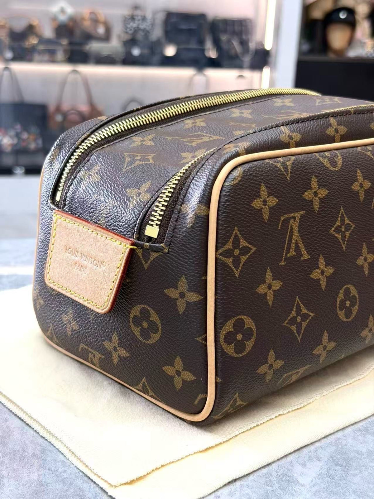 LOUIS VUITTON Dopp Kit Toiletry Bag – Monogram Canvas Double Zip with Side Handle, Good Pre-Owned