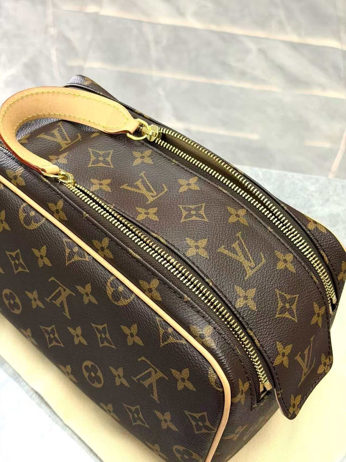 LOUIS VUITTON Dopp Kit Toiletry Bag – Monogram Canvas Double Zip with Side Handle, Good Pre-Owned