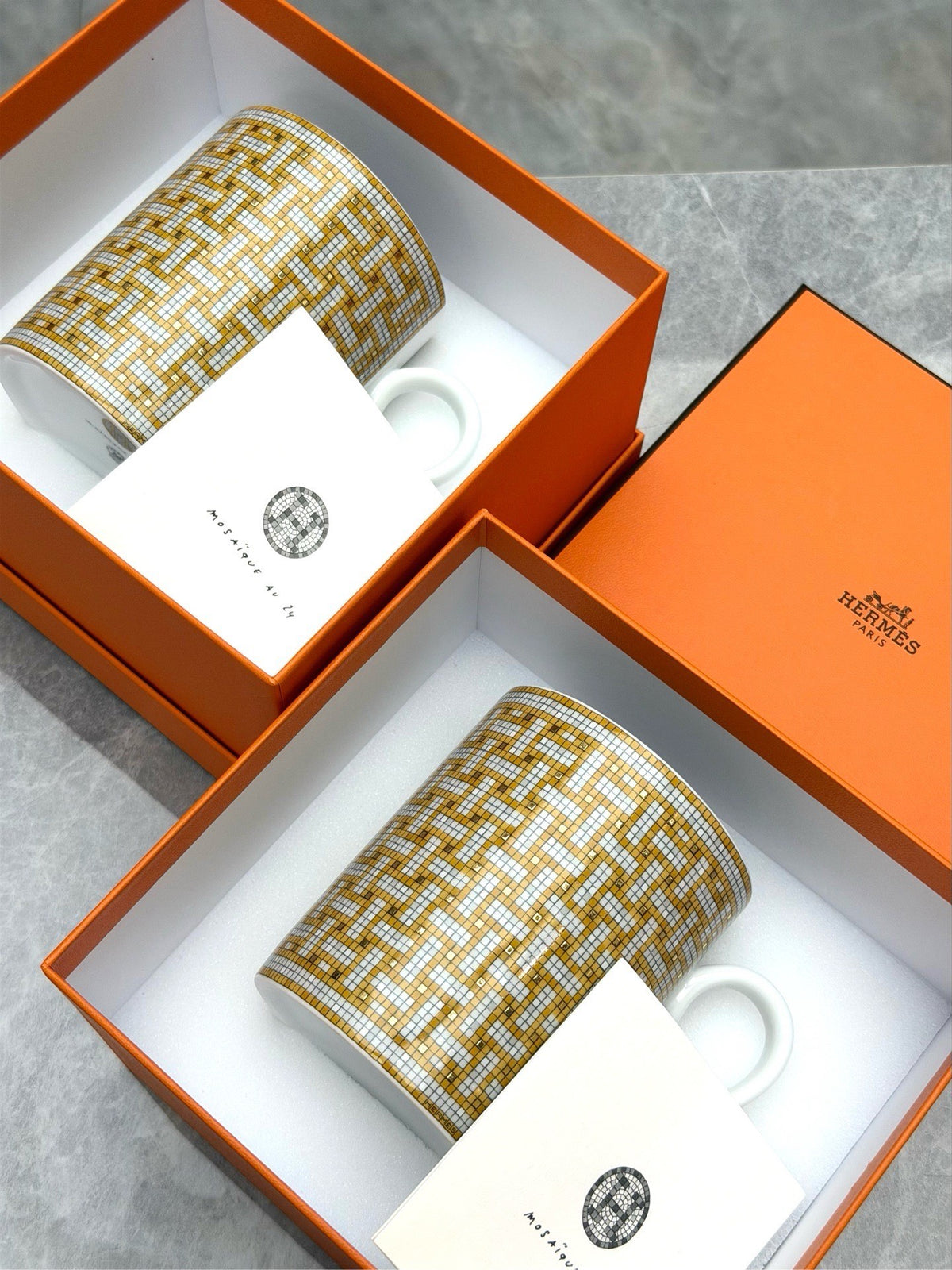 HERMÈS Mosaïque au 24 Mug – Gold Porcelain with Platinum Highlights, Presentation Box, Brand New