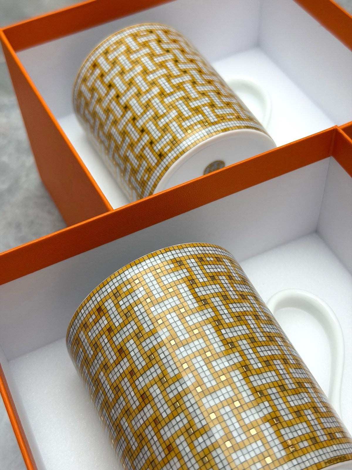 HERMÈS Mosaïque au 24 Mug – Gold Porcelain with Platinum Highlights, Presentation Box, Brand New