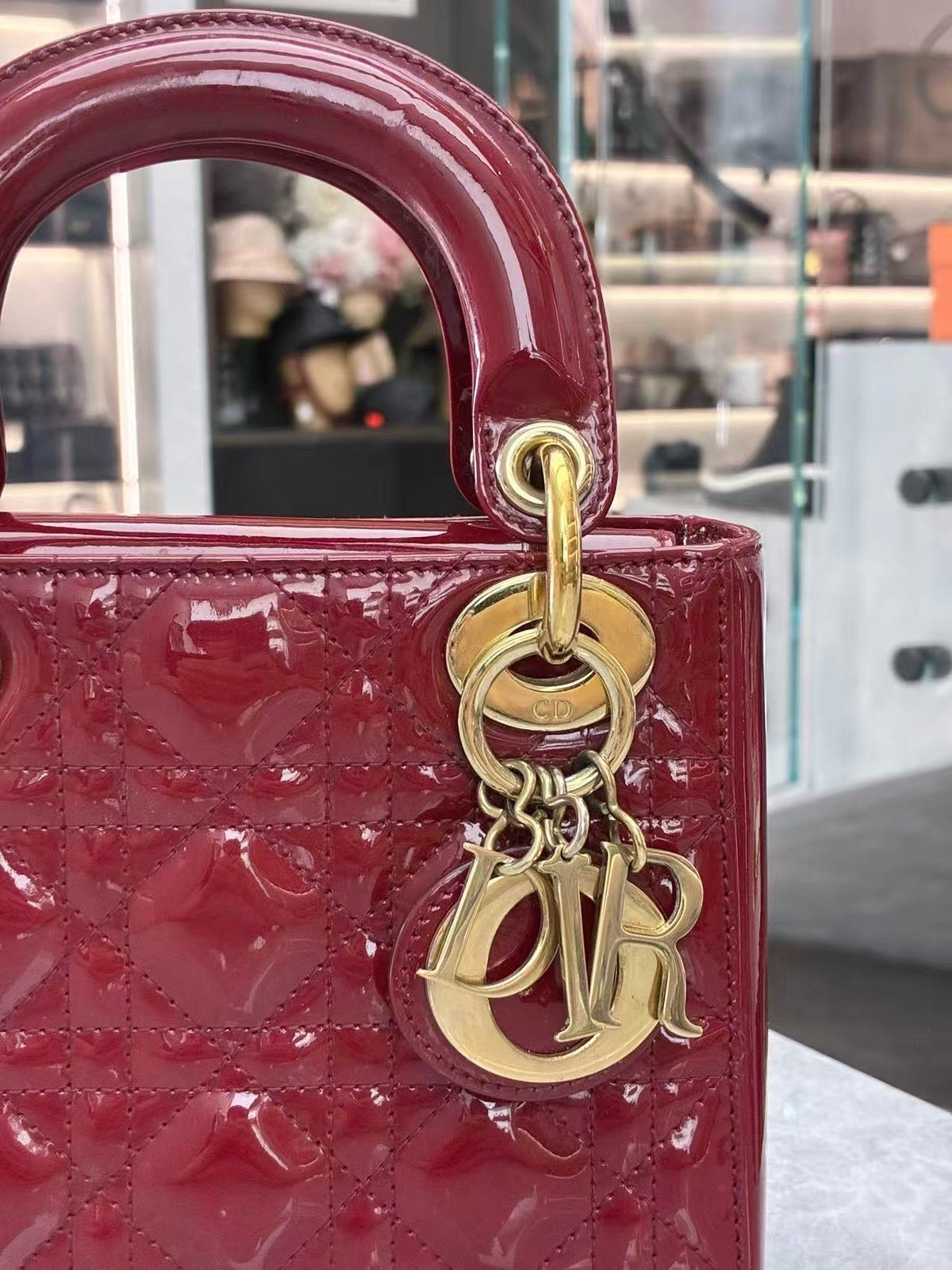 CHRISTIAN DIOR Lady Dior Mini – Cherry Red Patent Cannage Leather, Gold Hardware, Removable Strap, Good Pre-Owned