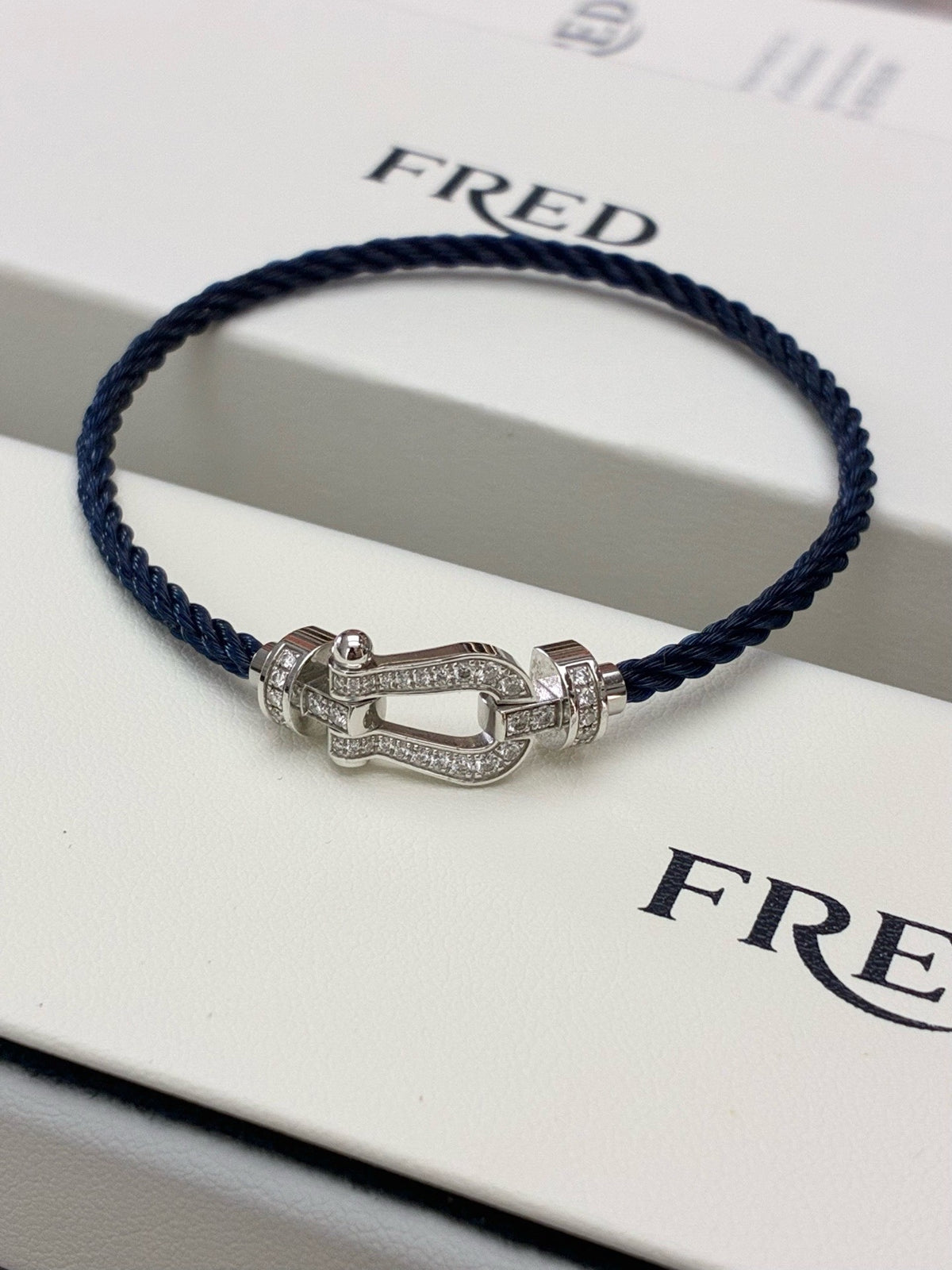 FRED Force 10 Bracelet – 18K White Gold Diamond-Pavé Buckle, Navy Blue Cable, Size 16, Reference 0B0077, Brand New