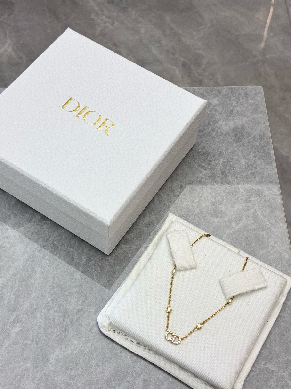 CHRISTIAN DIOR CD Logo Pearl Chain – Gold-Tone with Crystal Pavé and Faux Pearl, Brand New