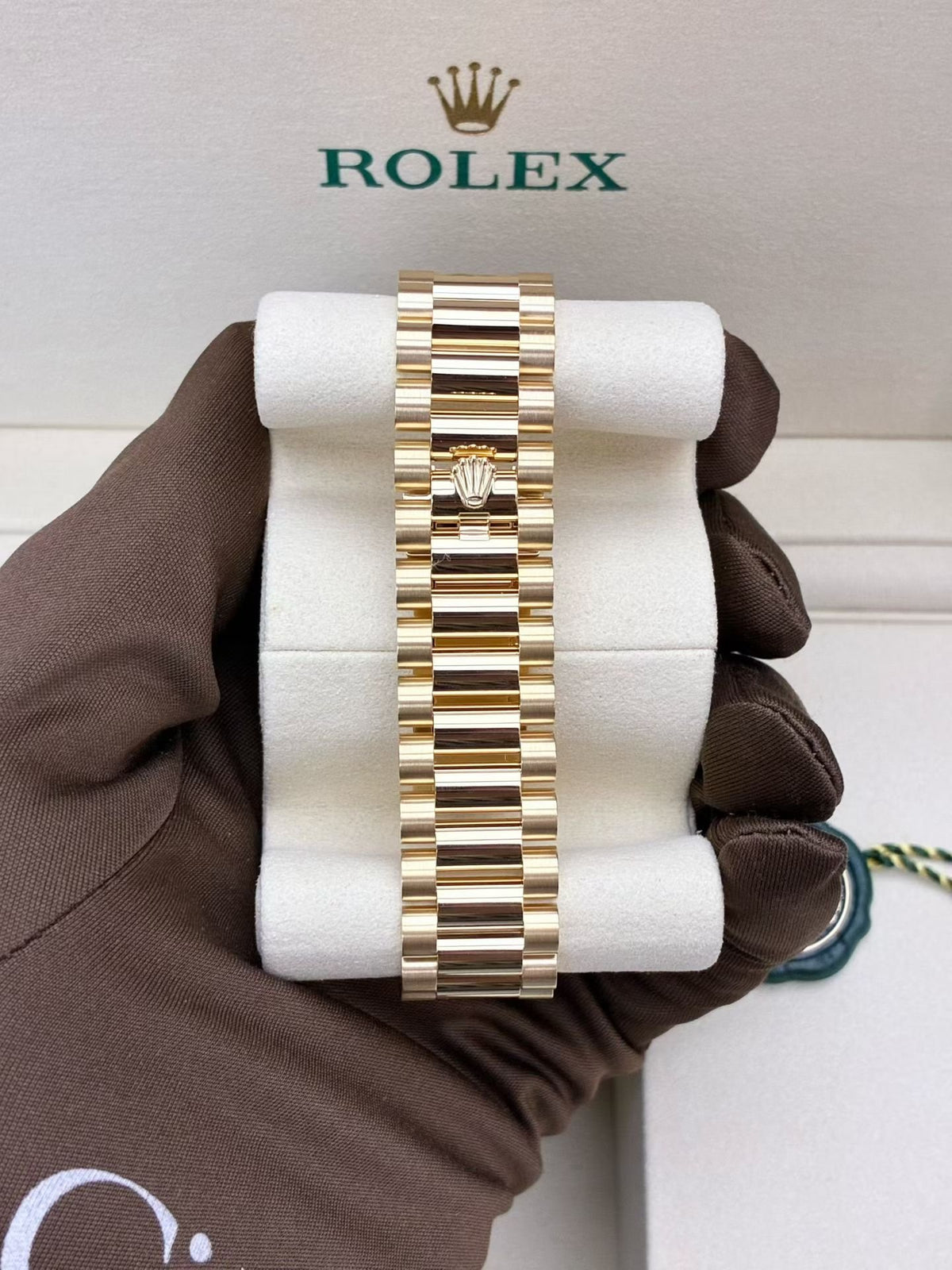 ROLEX Oyster Perpetual Day-Date 36 – 18K White Gold with White Mother-of-Pearl Dial, Reference 128238, Brand New