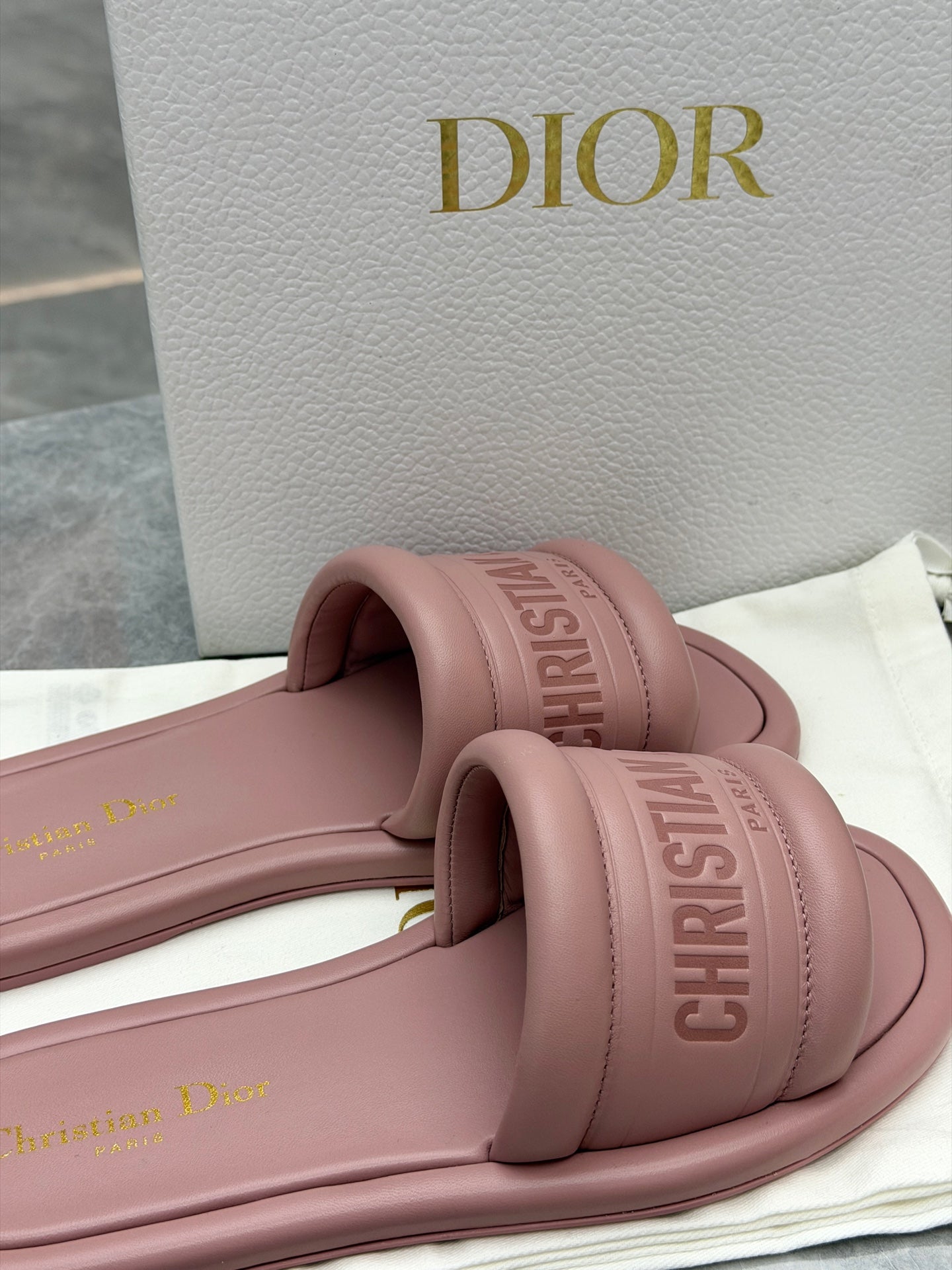 Dior Dway dusty pink slide sandals, size 38