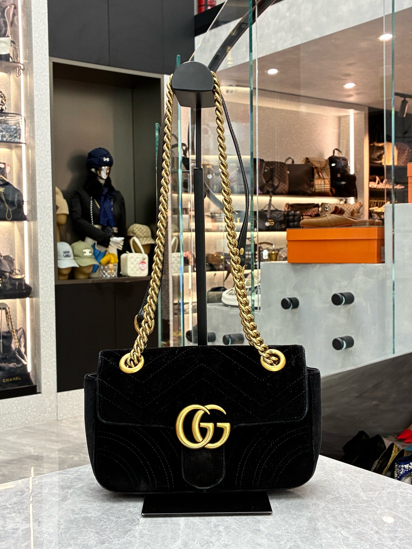 Gucci GG Marmont 22 black velvet chain shoulder bag front view