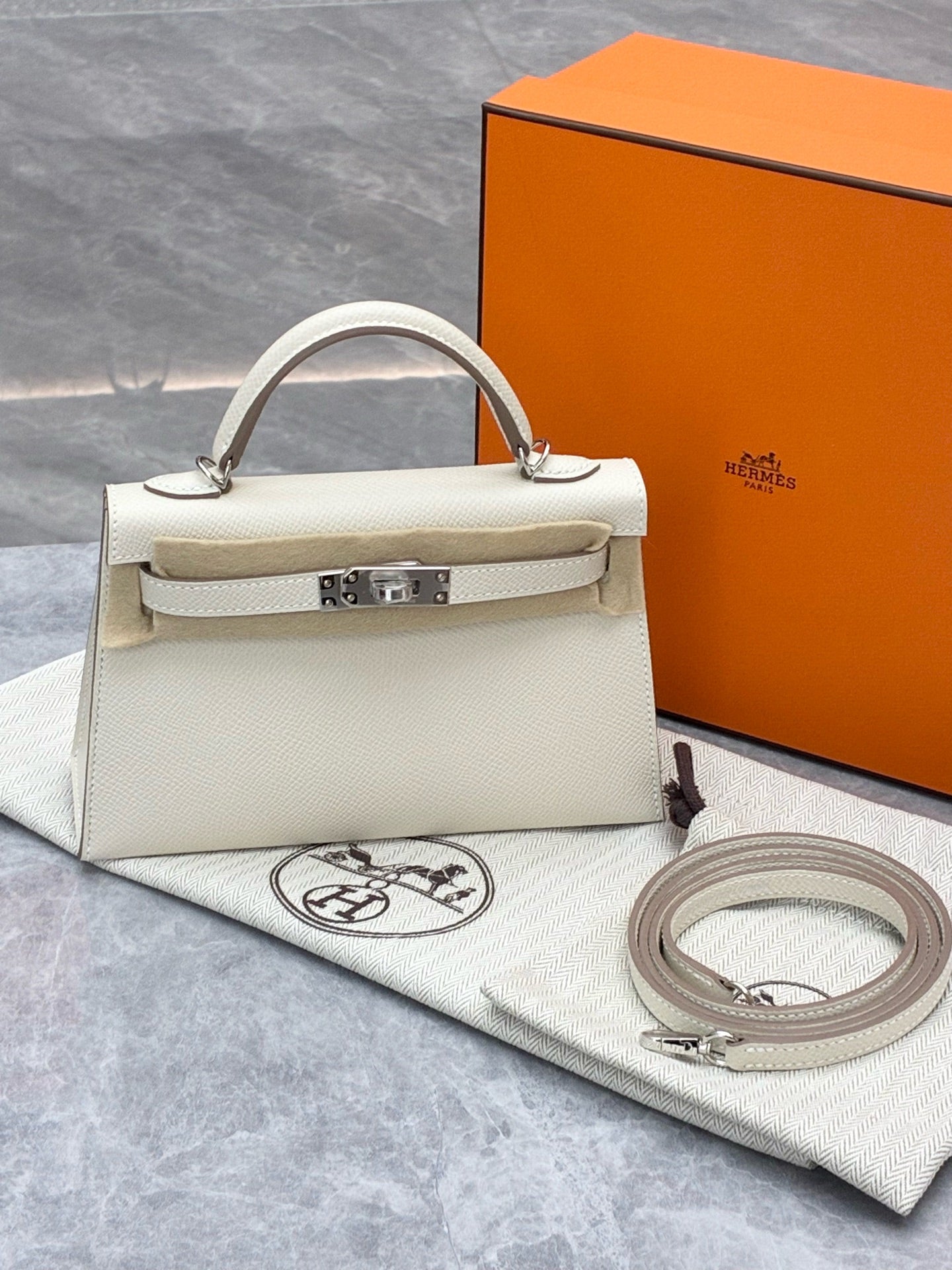 Hermès Mini Kelly II Sellier in Milkshake White